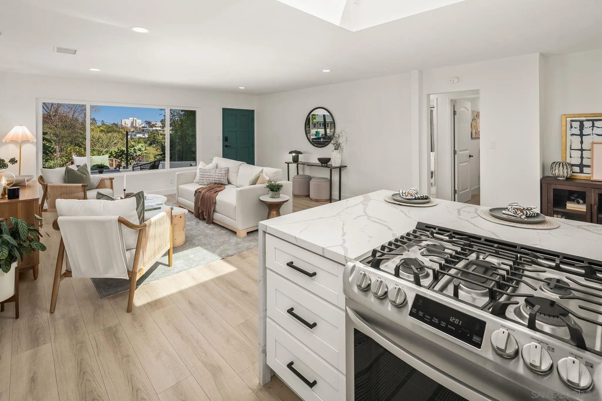 https://cdn.realtyfeed.com/cdn/127/260010850/5a5c7e8879315add9b58d3a6ca3b218a.webp