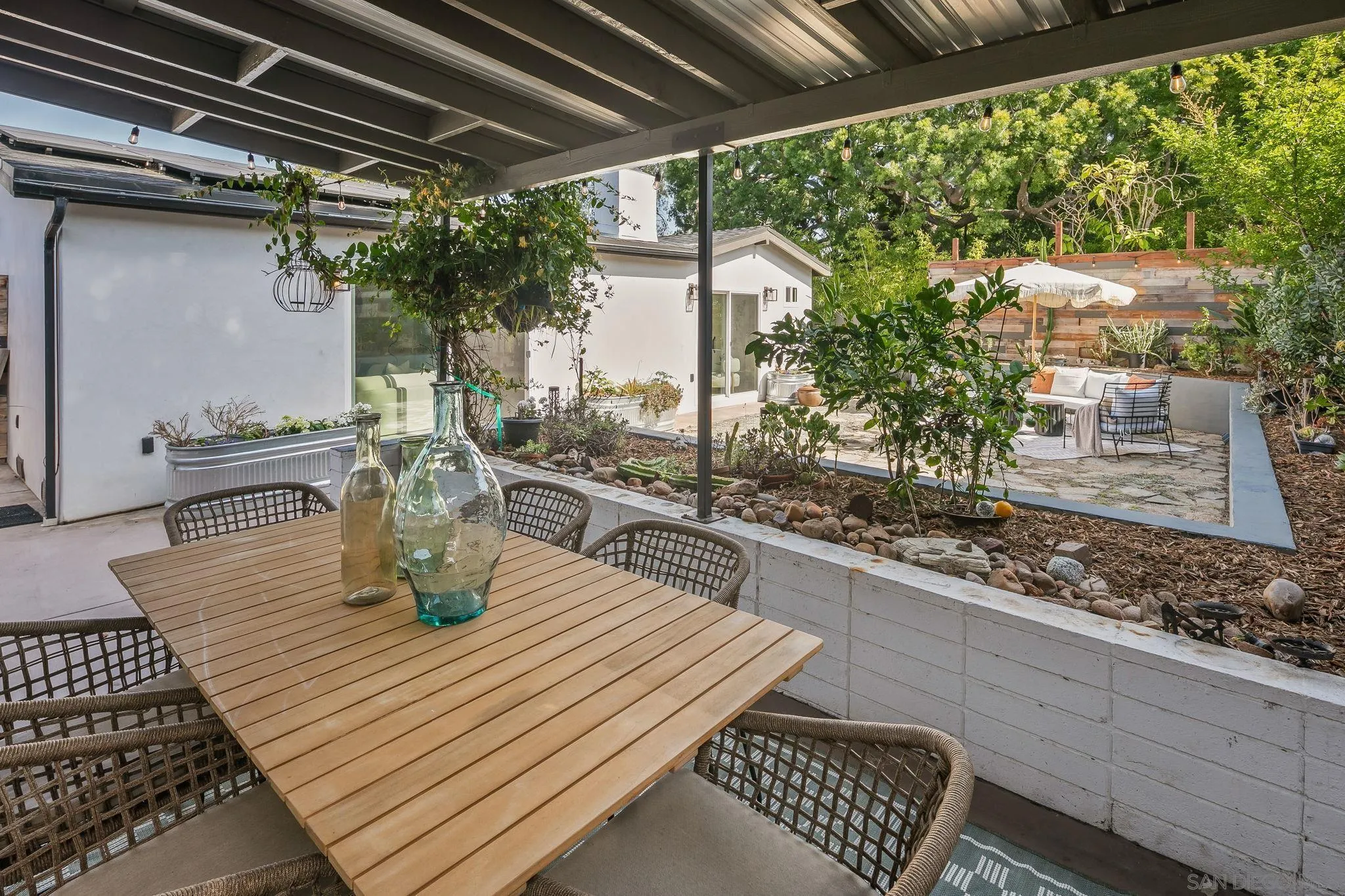 https://cdn.realtyfeed.com/cdn/127/260010850/a9b52787f563c7dd994e33d98b0ddc4b.webp
