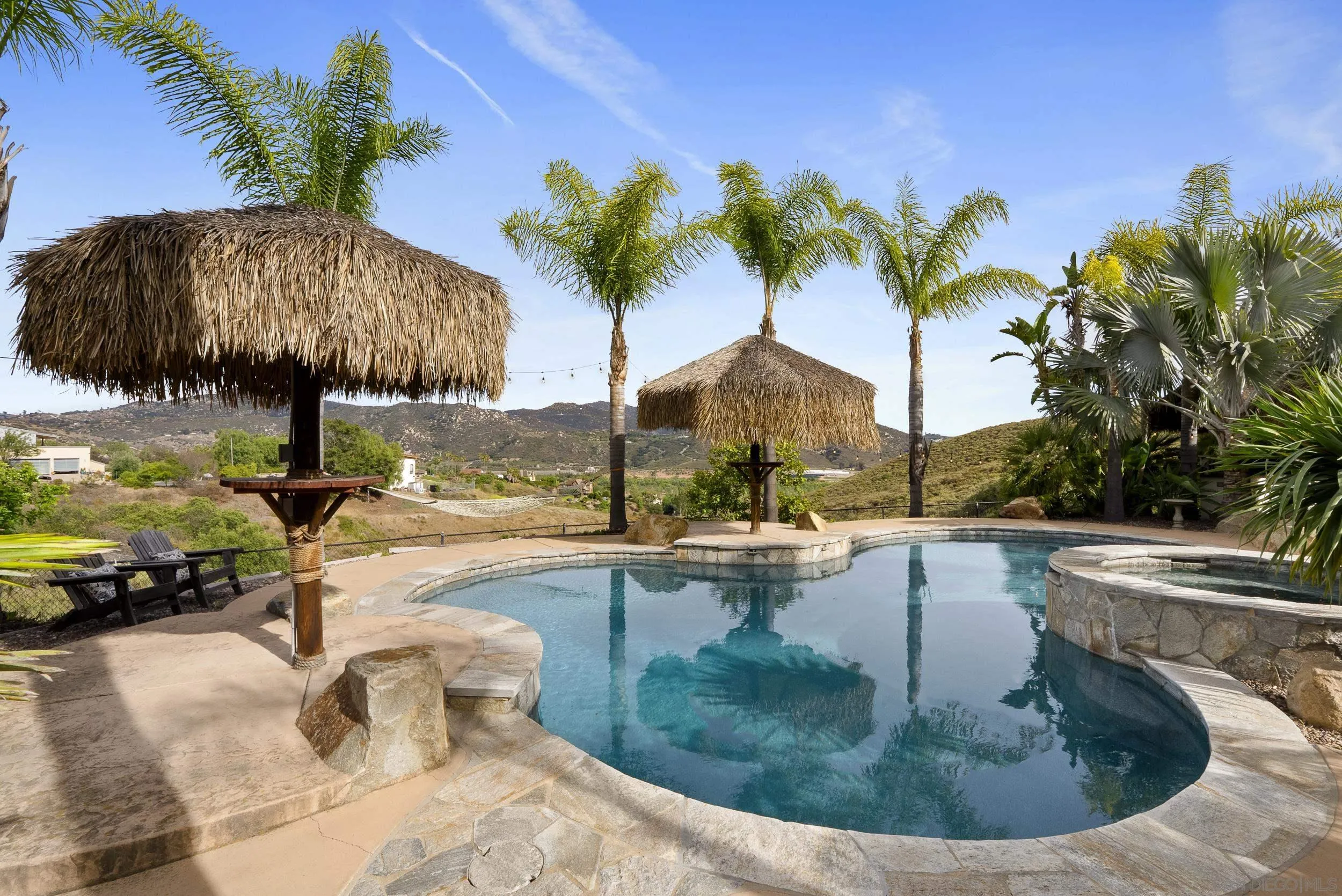 https://cdn.realtyfeed.com/cdn/127/260010854/107c0be1d2cbb921f6b952a9036a79b8.webp