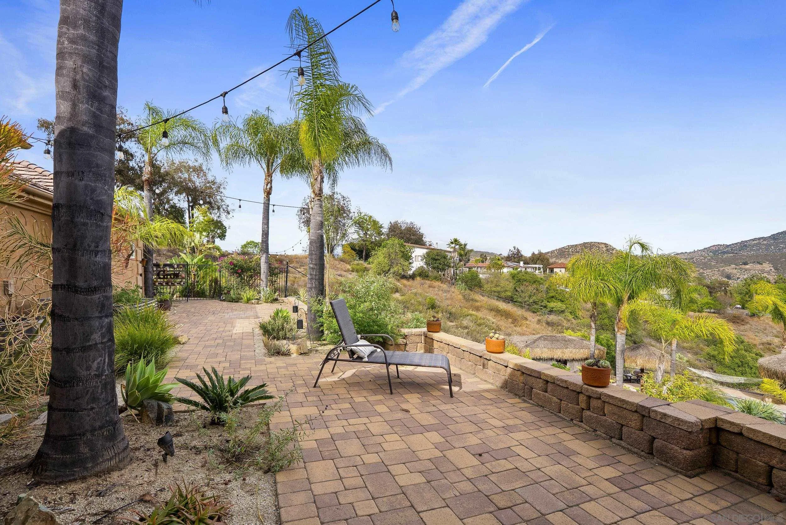 https://cdn.realtyfeed.com/cdn/127/260010854/2528d66996726cf77e3dc4497c182f71.webp