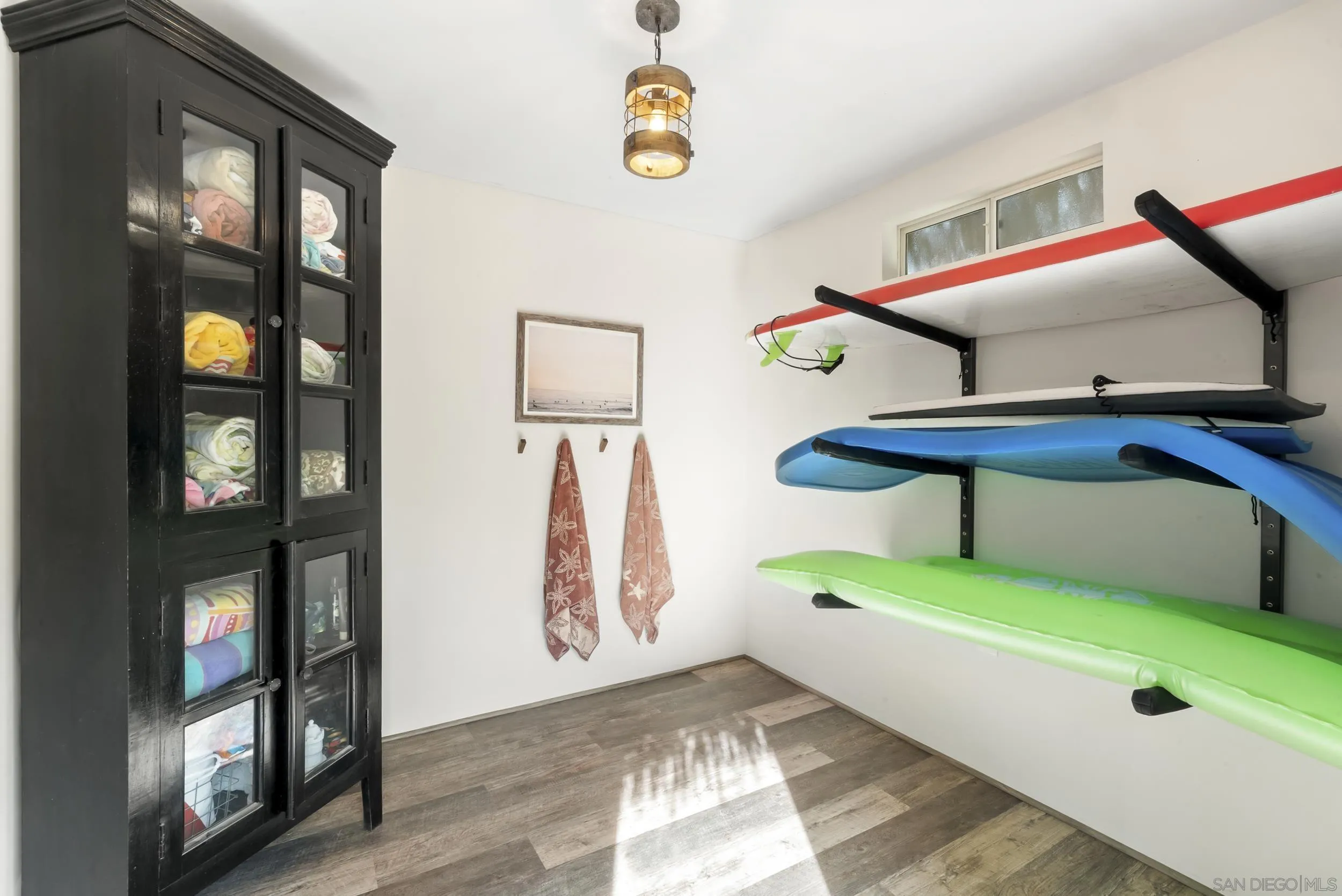 https://cdn.realtyfeed.com/cdn/127/260010854/7954806bc332df5f55ef6280b15583b9.webp
