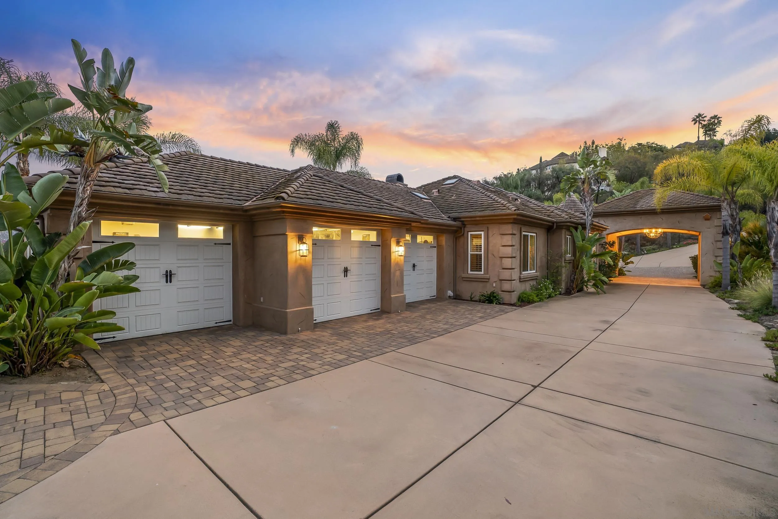 https://cdn.realtyfeed.com/cdn/127/260010854/9929851761e842d359ebc012cec724e0.webp