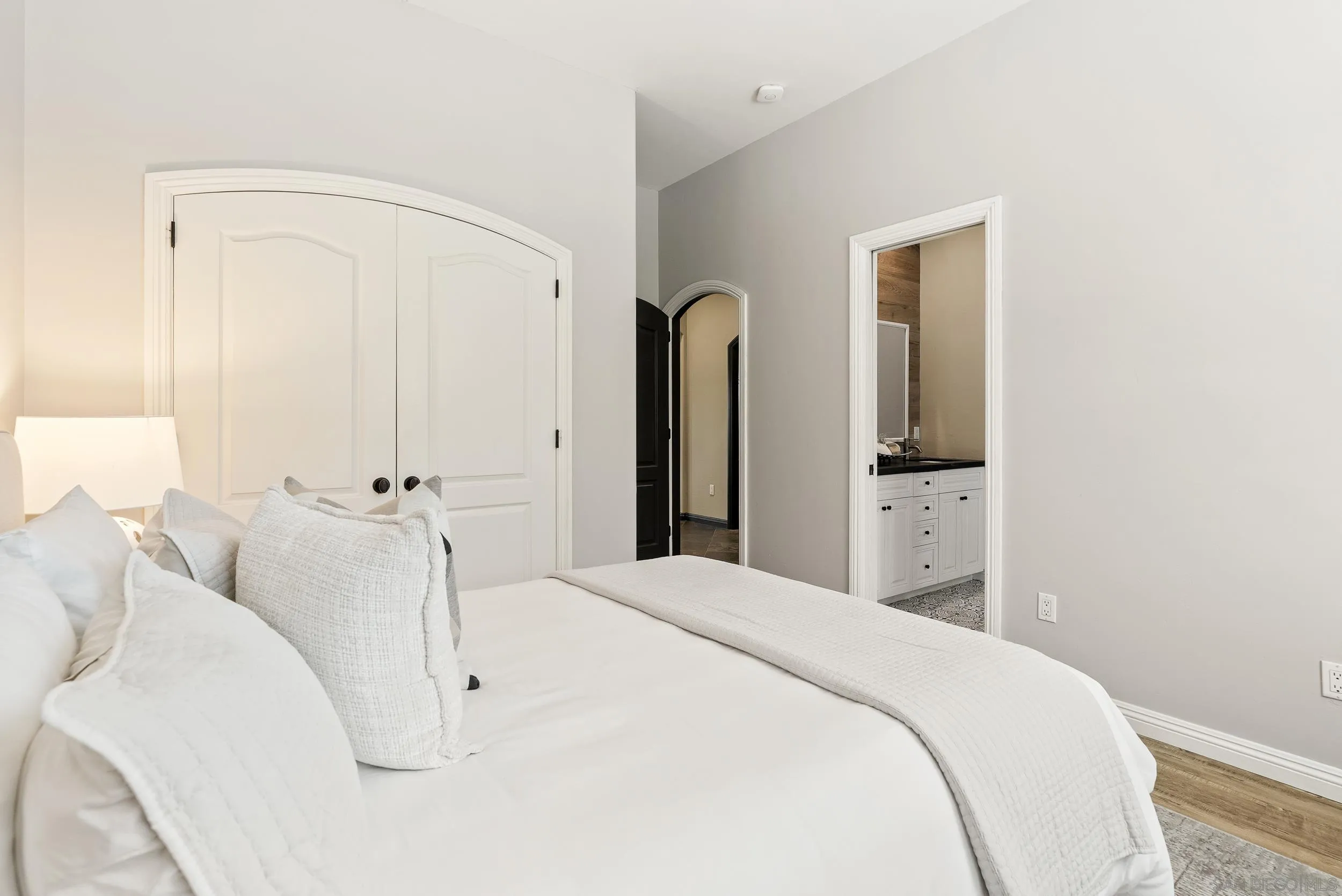 https://cdn.realtyfeed.com/cdn/127/260010854/a44831ea5c3ddaceb109fbc2d00a9646.webp