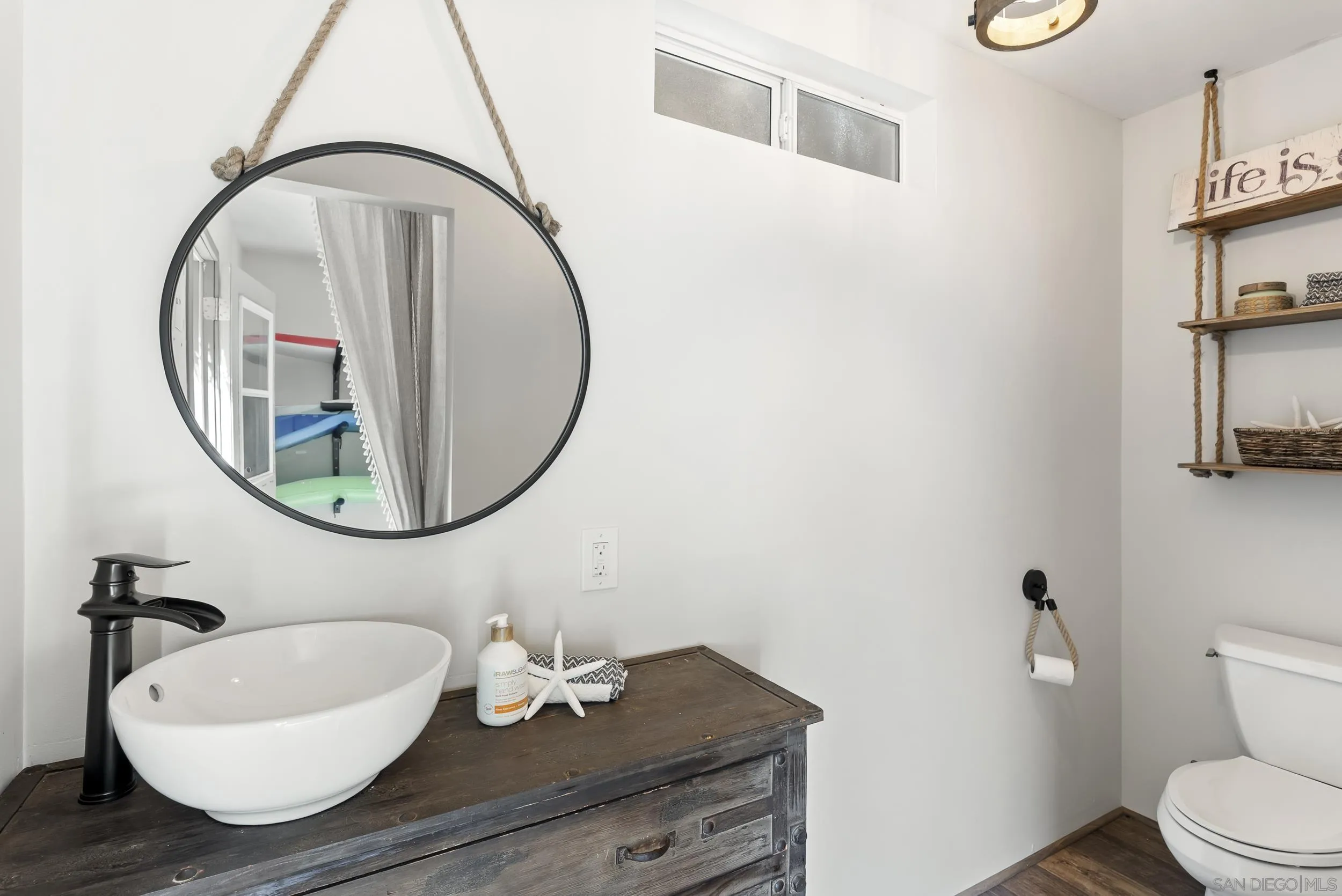 https://cdn.realtyfeed.com/cdn/127/260010854/a6ae512369f3b302b26c08014b74a943.webp