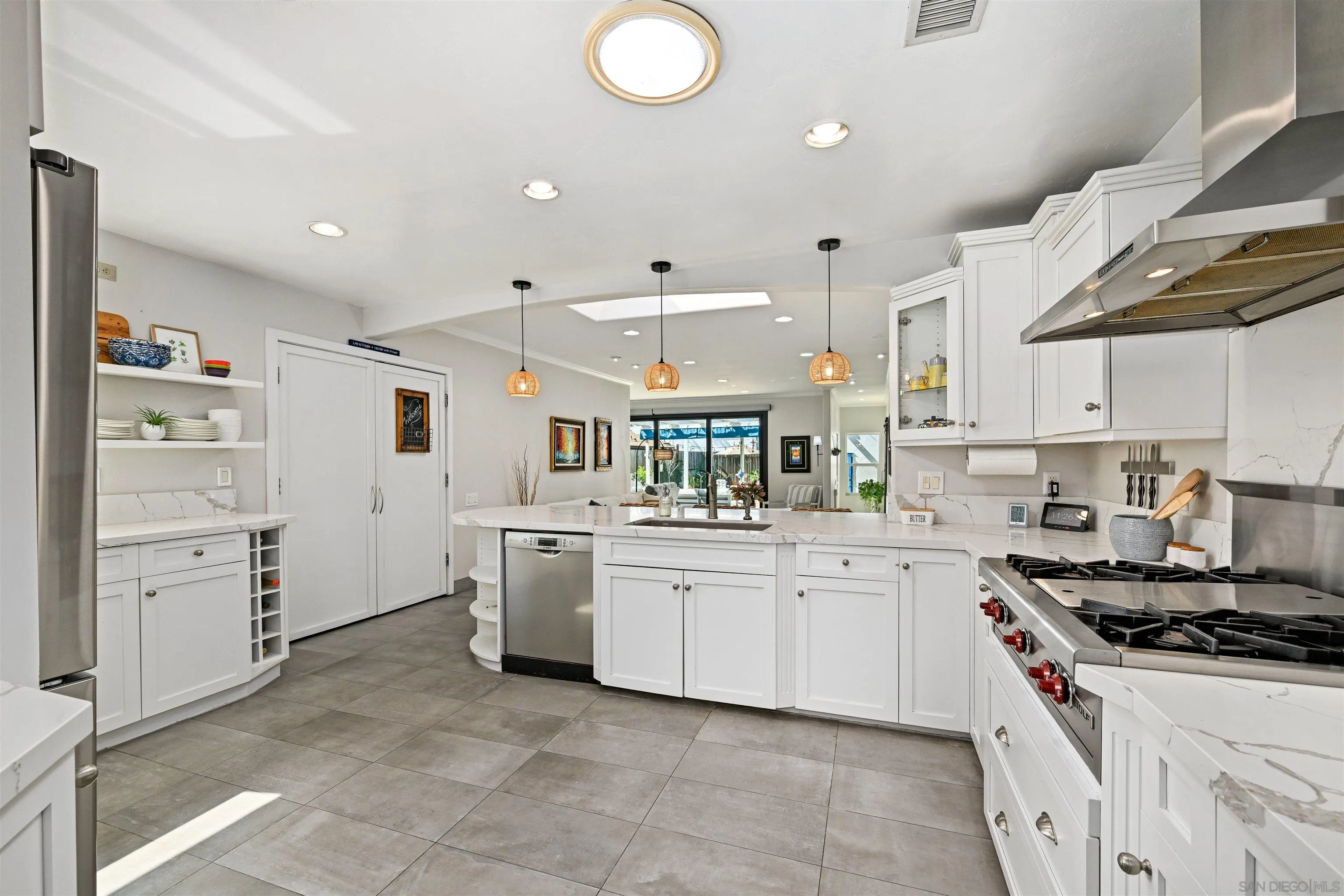 https://cdn.realtyfeed.com/cdn/127/260010855/4ff58630c049d75937c64ea67f9e7921.webp