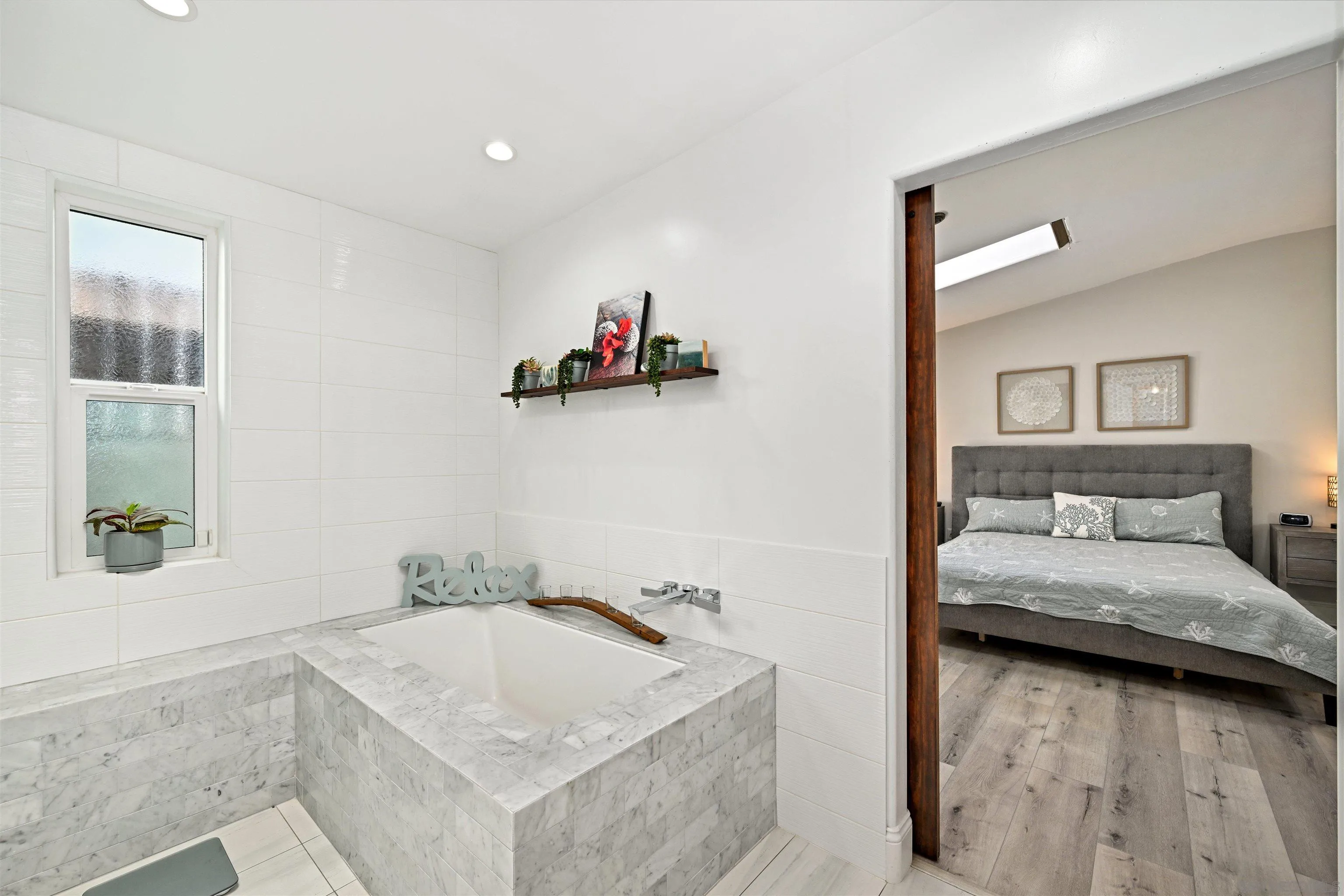 https://cdn.realtyfeed.com/cdn/127/260010855/7295db2e1769d607301b2c3597afc7ee.webp