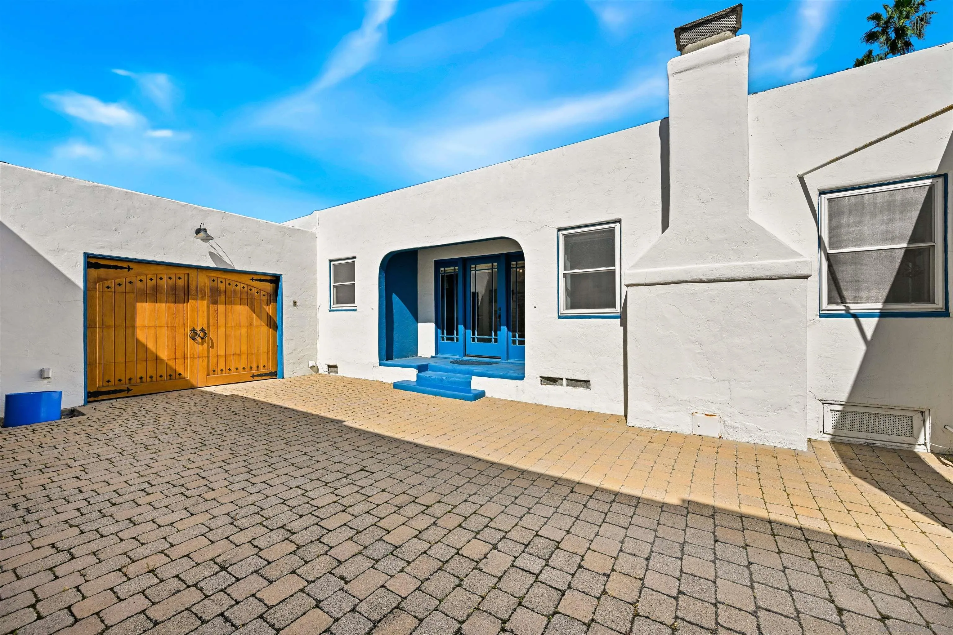 https://cdn.realtyfeed.com/cdn/127/260010855/fa045d1193d328cfda7f38e2633336d9.webp