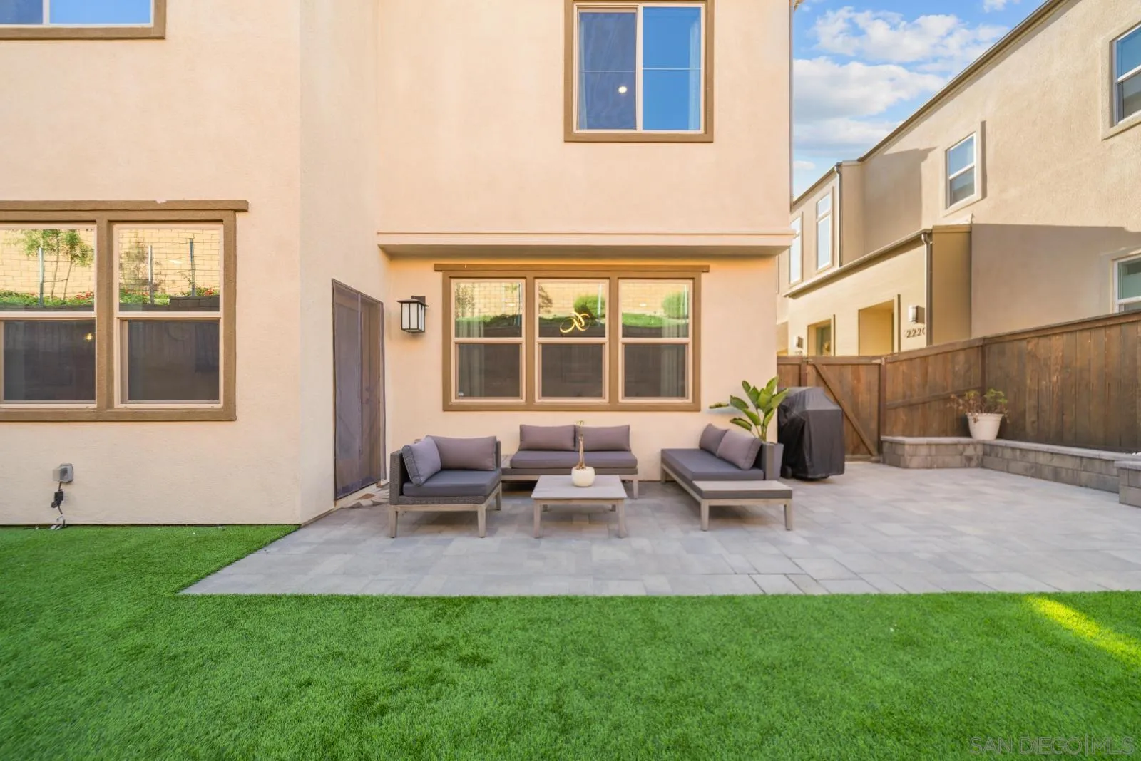 Photo #1: 260010857 Listing: Photo #1