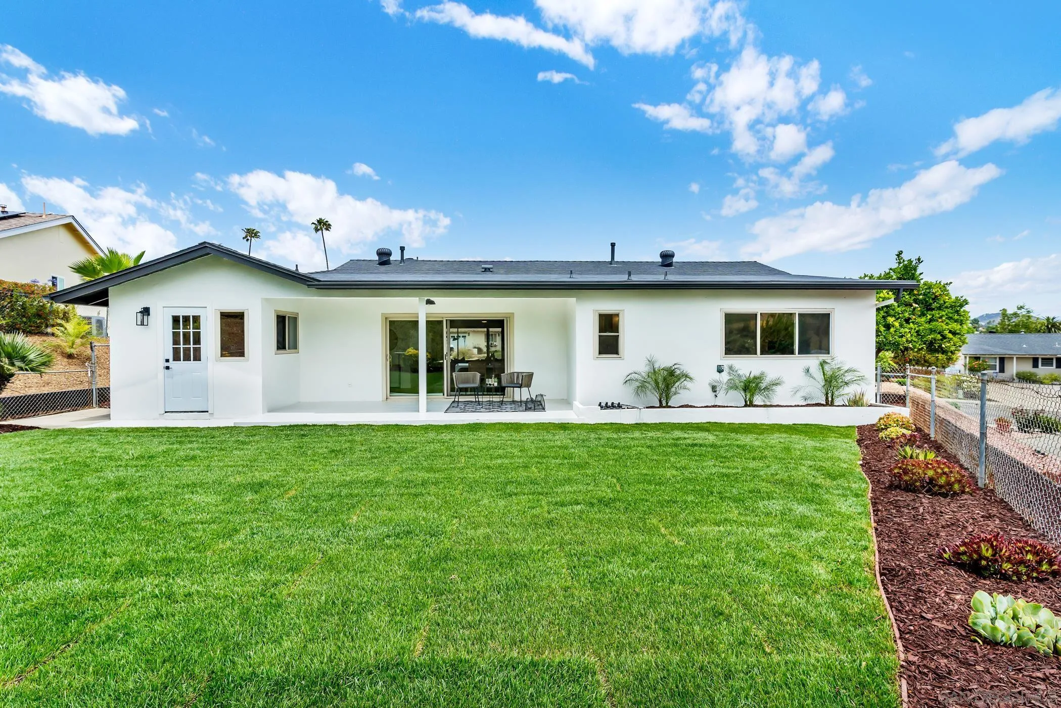 https://cdn.realtyfeed.com/cdn/127/260010859/3464a19965745c4a2e8846eb843e89f4.webp