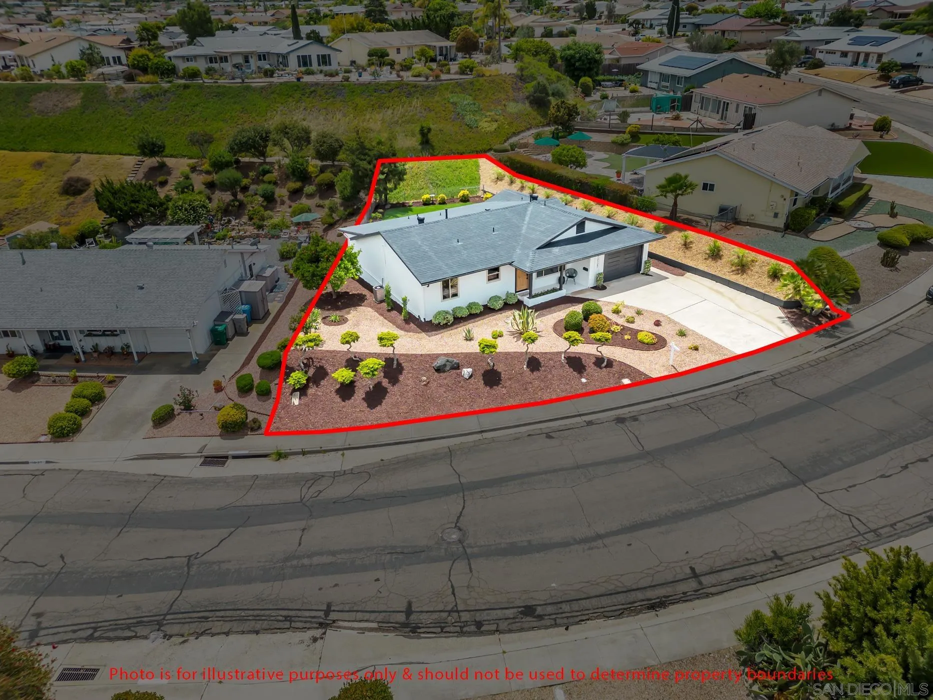 https://cdn.realtyfeed.com/cdn/127/260010859/583c87f08e11d0b779c36070524c7343.webp