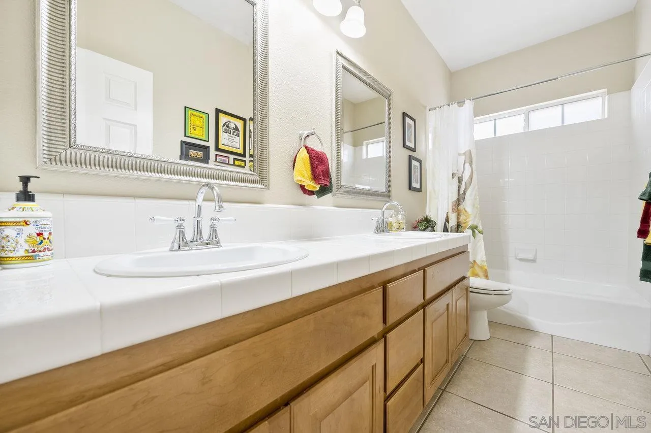 https://cdn.realtyfeed.com/cdn/127/260010866/068a58fee6ae6f737b89ce1e6e09aa53.webp