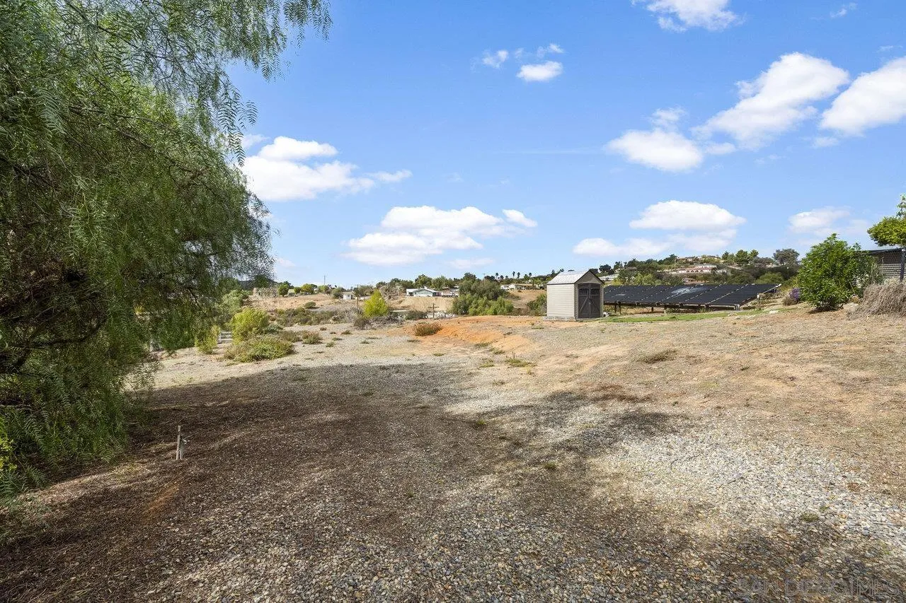 https://cdn.realtyfeed.com/cdn/127/260010866/35a97394466b928c5c5badc5869c1b87.webp