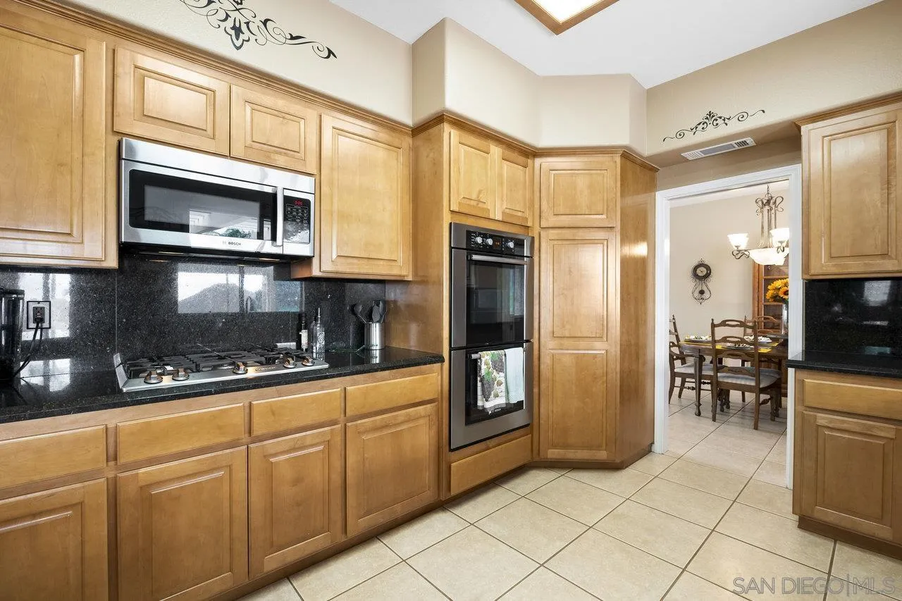 https://cdn.realtyfeed.com/cdn/127/260010866/5ec34b67fa0f53b27d3541e731382774.webp