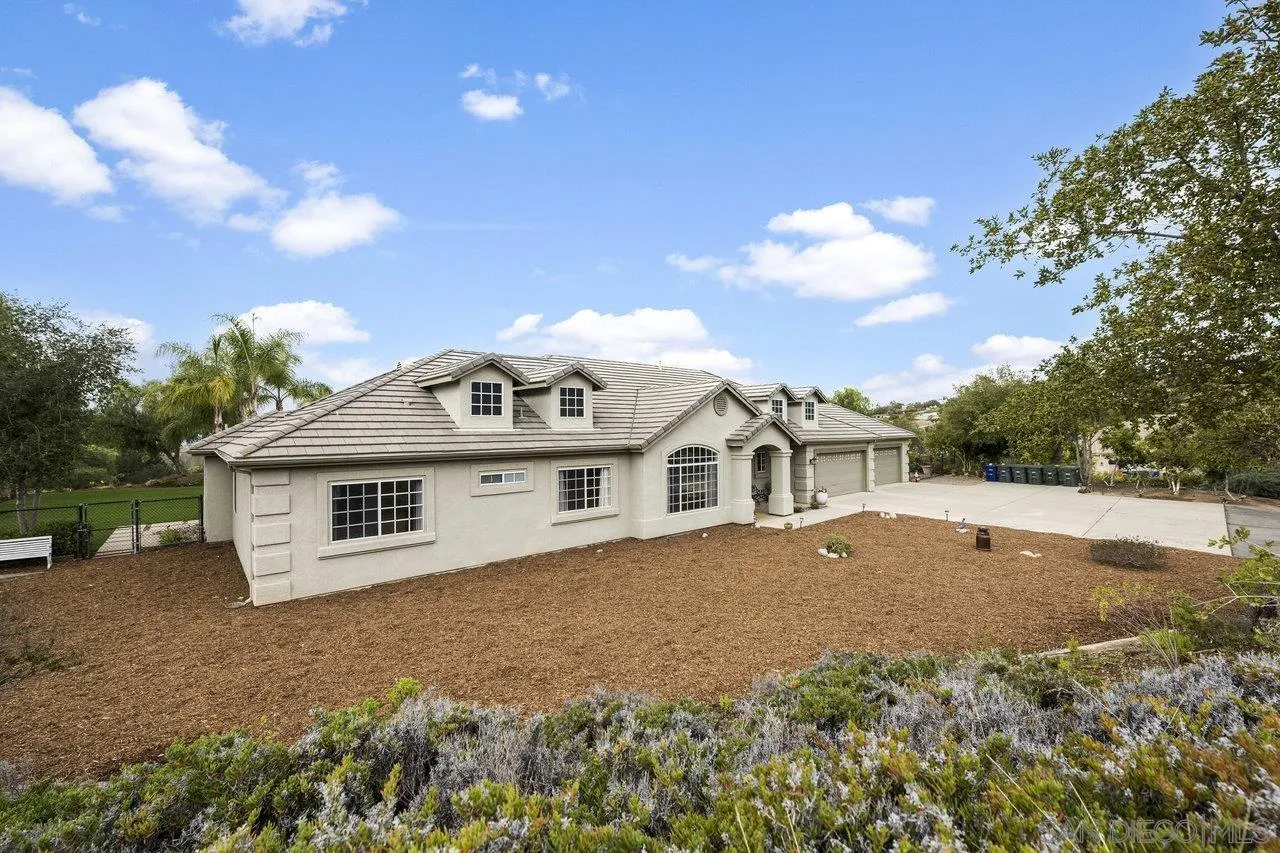 https://cdn.realtyfeed.com/cdn/127/260010866/dd1c00511ddd4ec9fcdd58b754042a20.webp