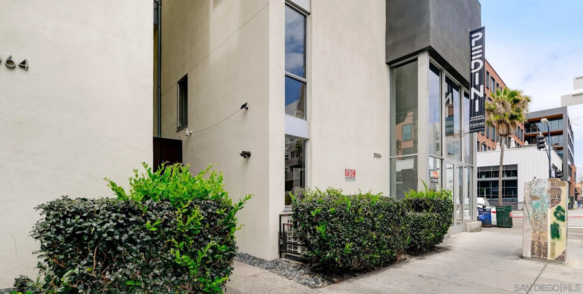 https://cdn.realtyfeed.com/cdn/127/260010867/f12bd38f3571d99dfcab0d913abda943.webp