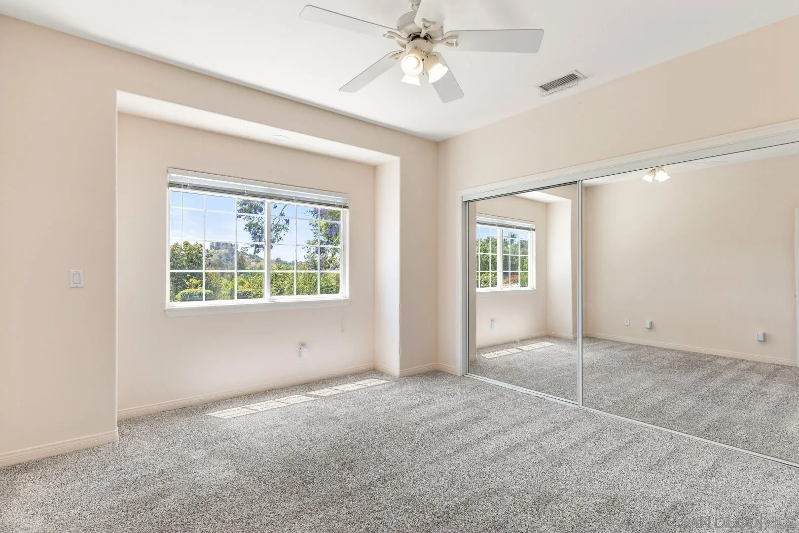 https://cdn.realtyfeed.com/cdn/127/260010871/066e8c2410d0f2dfe8980dd7c4721696.webp