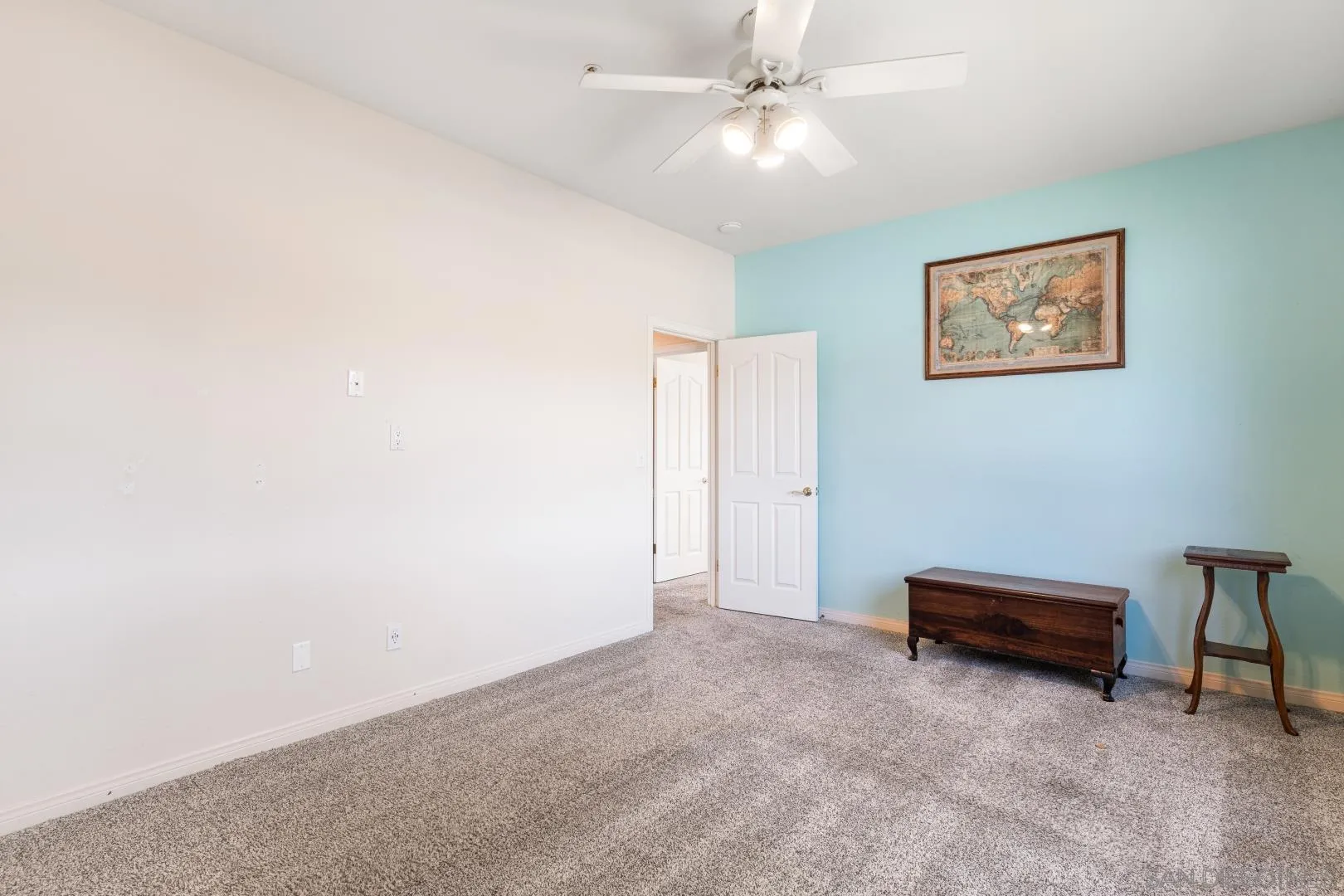 https://cdn.realtyfeed.com/cdn/127/260010871/6169fe853bc25fa5320c65f4540bf4f4.webp