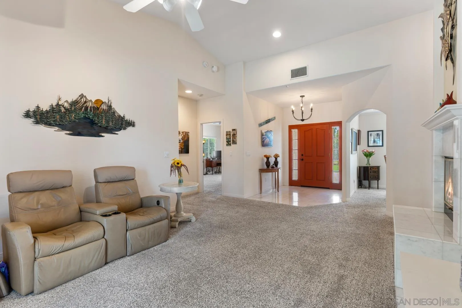 https://cdn.realtyfeed.com/cdn/127/260010871/bdef248e51e3db5bc35e6e174cbb686f.webp