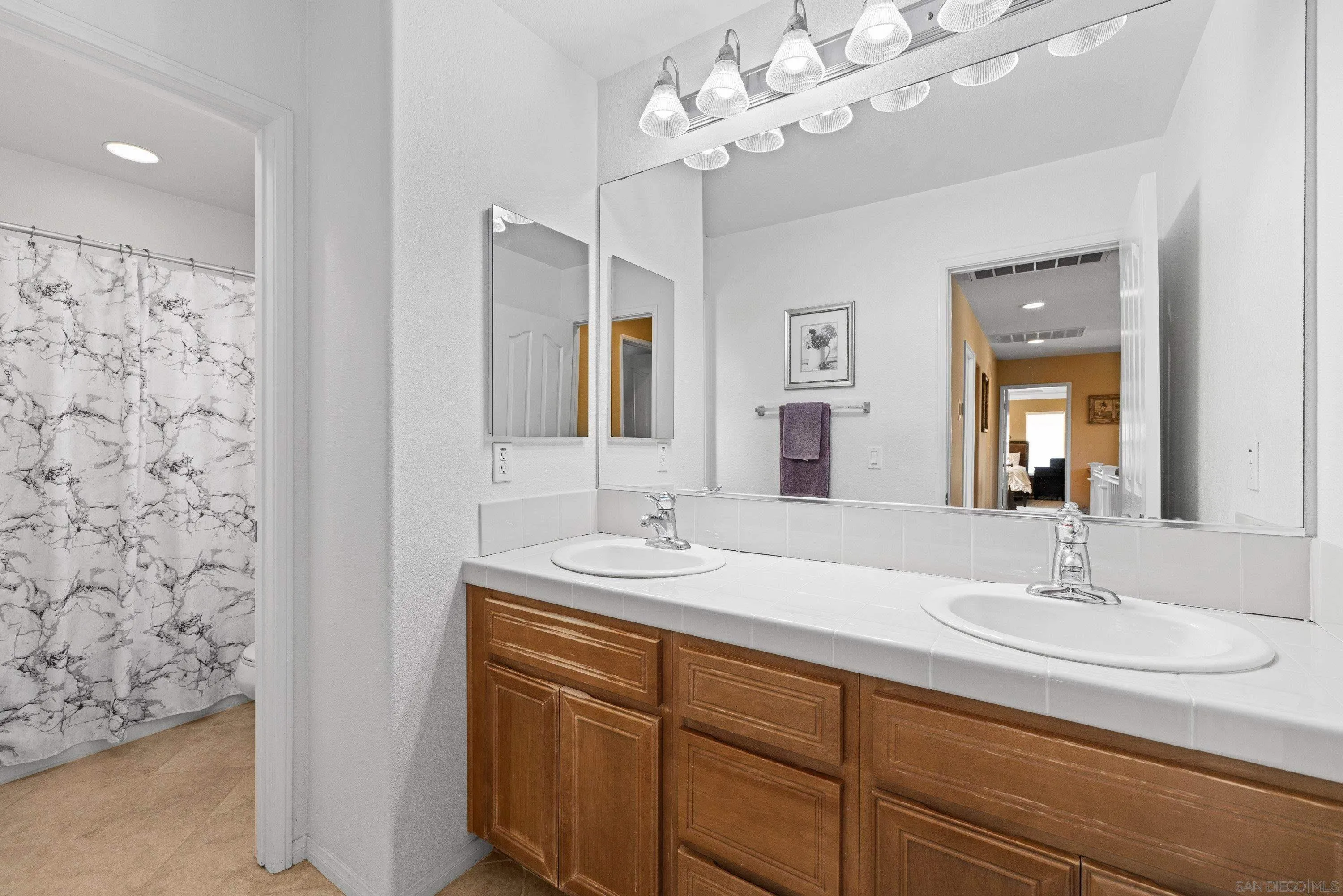 https://cdn.realtyfeed.com/cdn/127/260010877/21524c986569d848cc0e70c14e23fb6f.webp