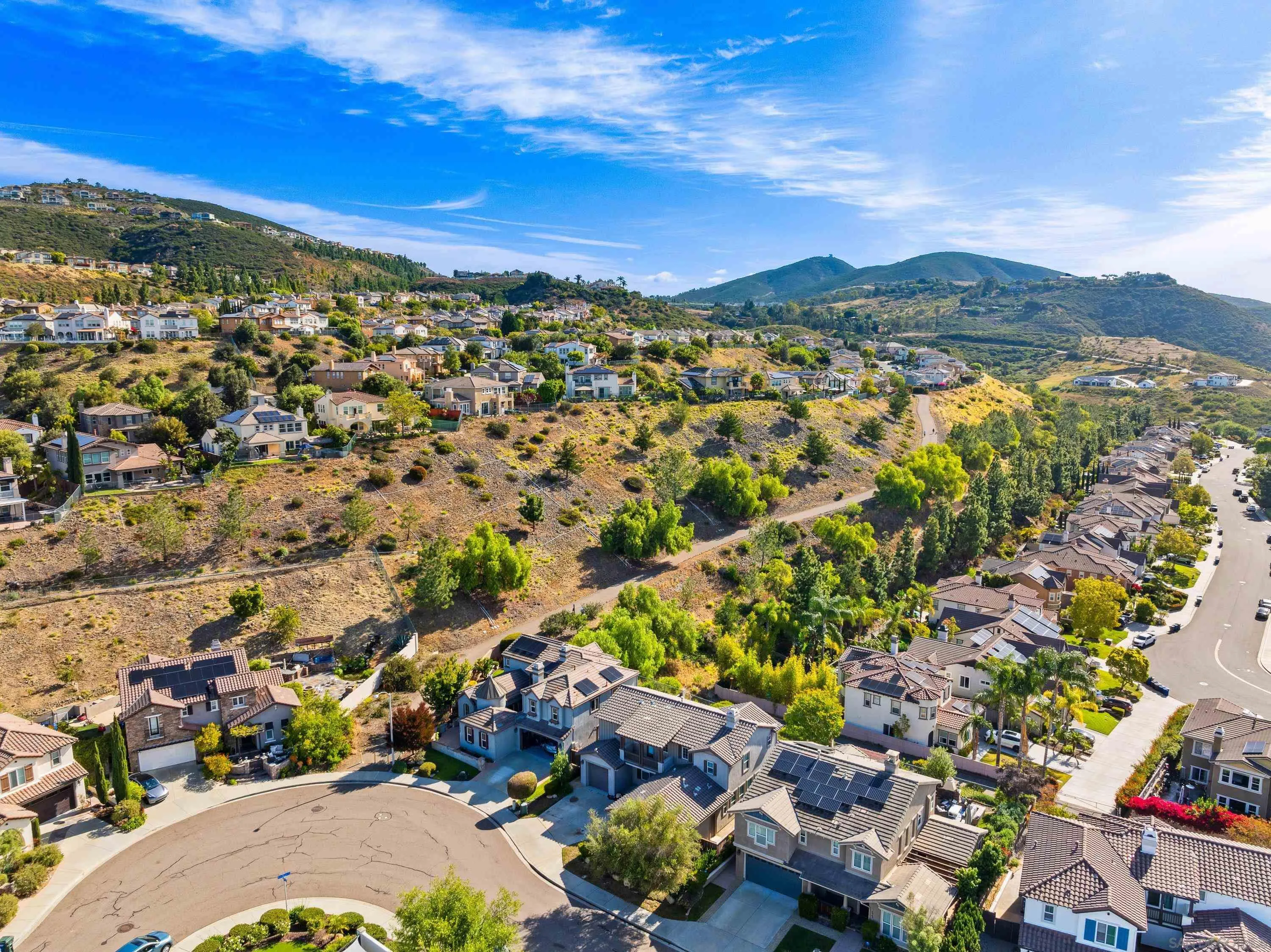 https://cdn.realtyfeed.com/cdn/127/260010877/2608e7387c1d93184114242d88f7b906.webp