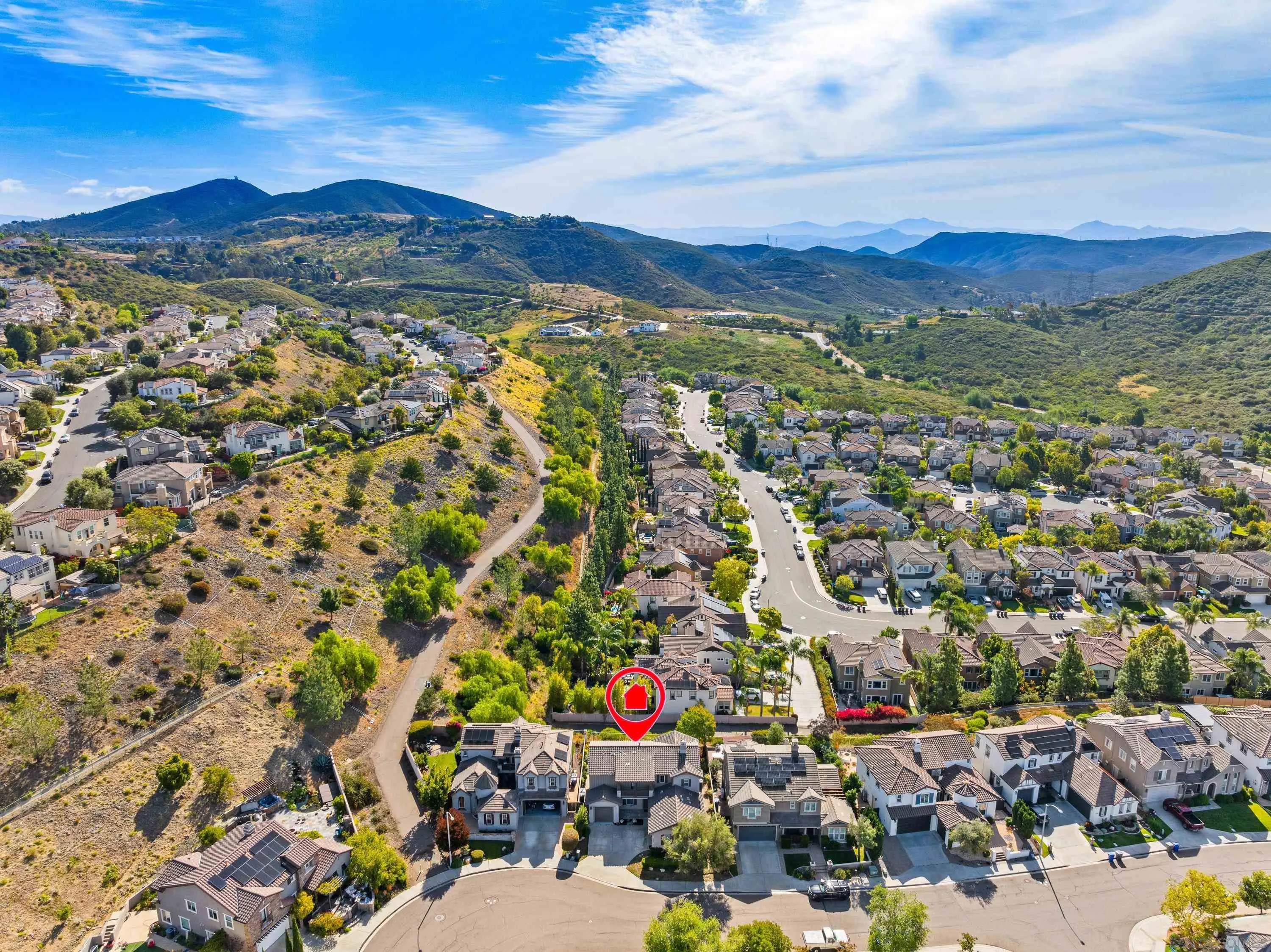 https://cdn.realtyfeed.com/cdn/127/260010877/5f7b39f64e80bdf936215673add01d7b.webp