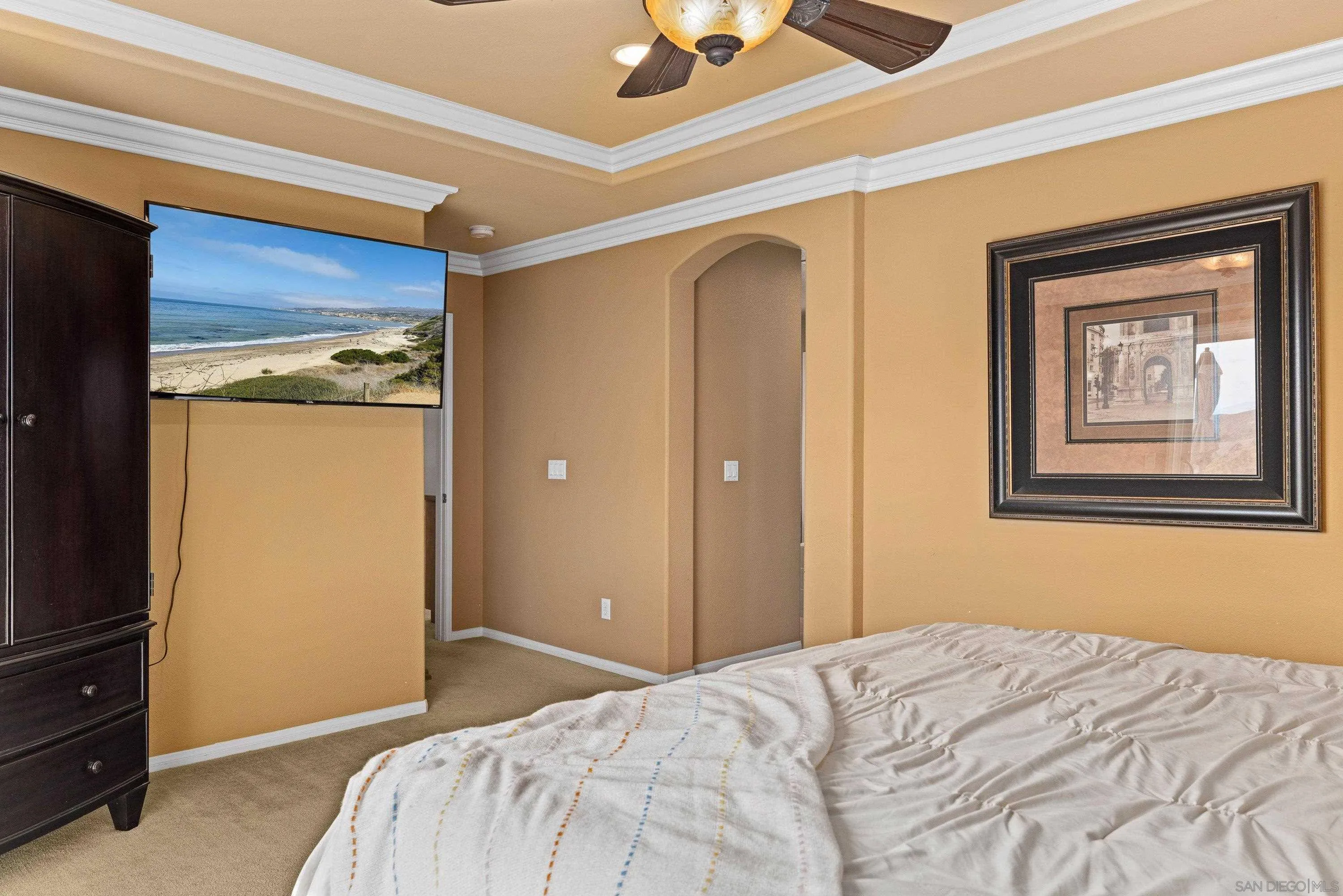 https://cdn.realtyfeed.com/cdn/127/260010877/6fc9edb7b7de73026b0e71fd2d903072.webp