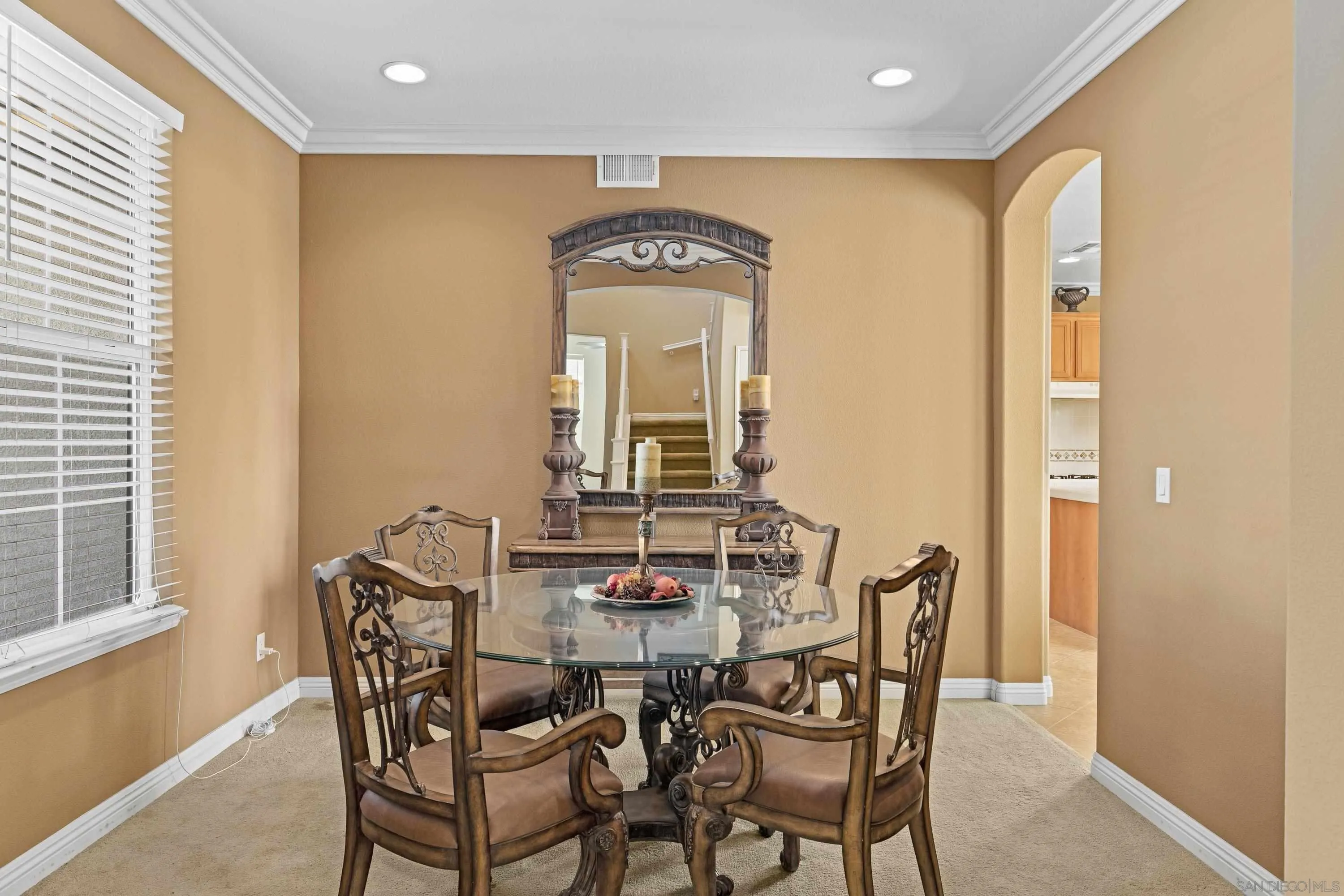 https://cdn.realtyfeed.com/cdn/127/260010877/c725517d33d8826c86729dd821ba1dae.webp