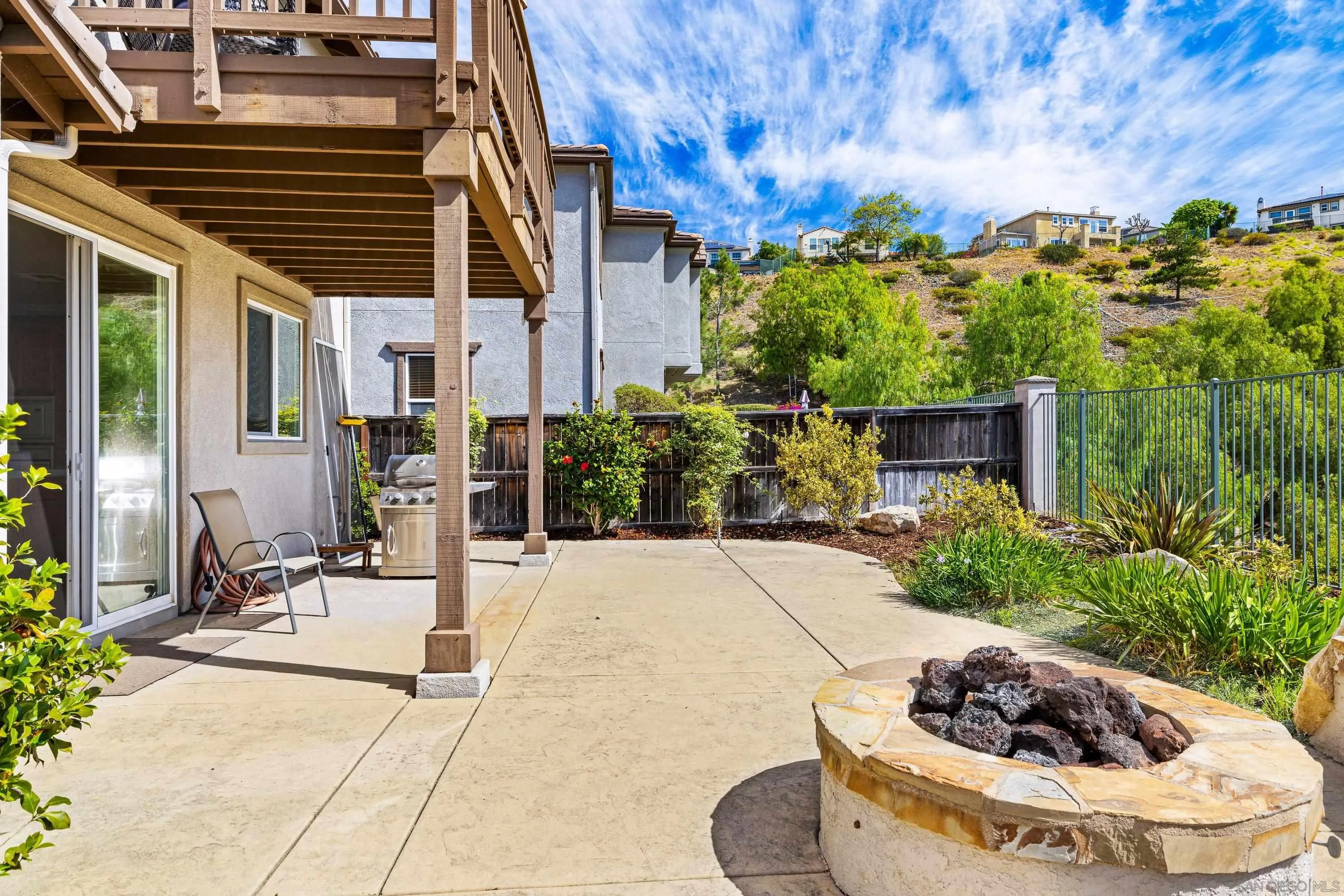 https://cdn.realtyfeed.com/cdn/127/260010877/eb9aa495972f1310042b211f1f78af13.webp