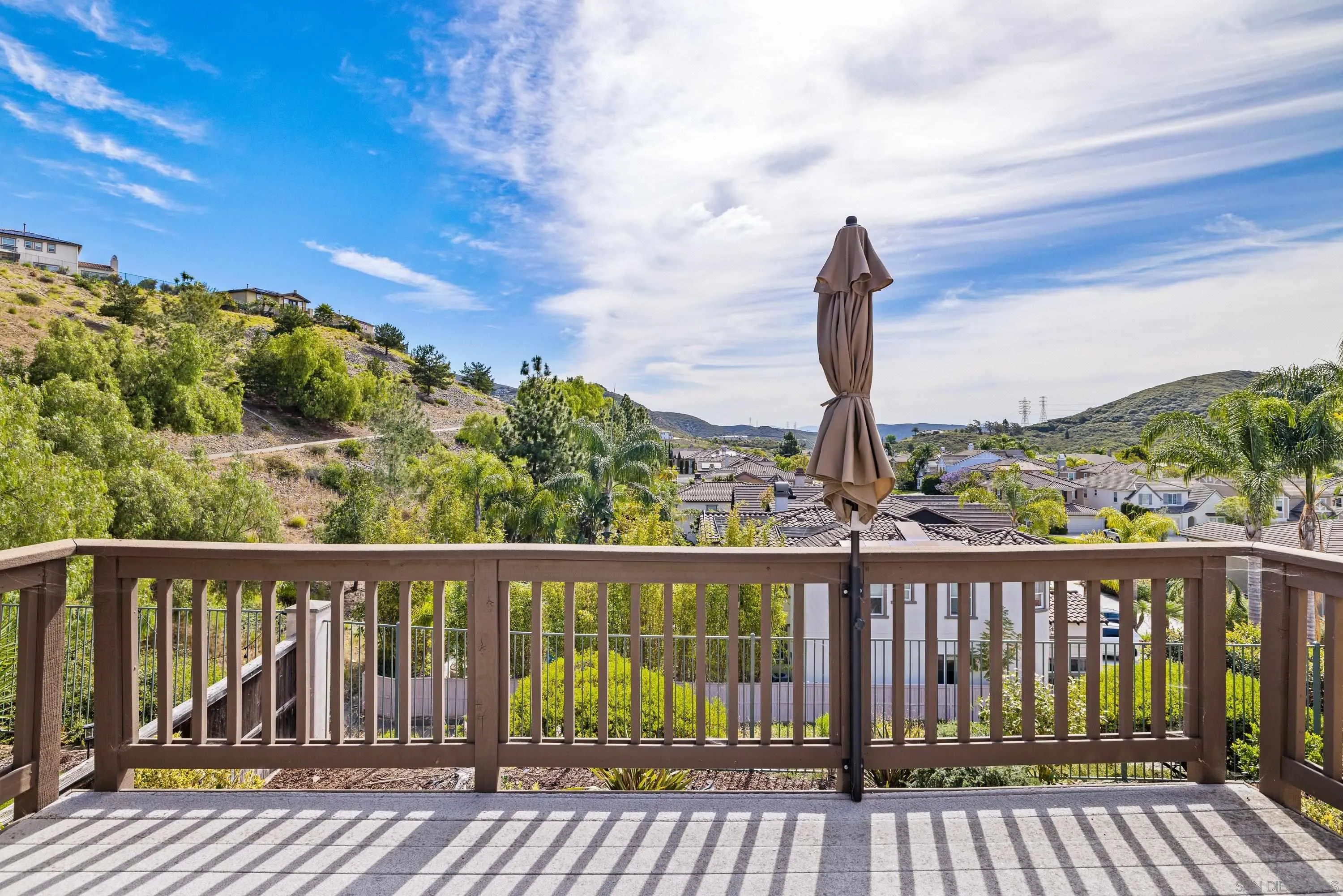 https://cdn.realtyfeed.com/cdn/127/260010877/f3dd3e2ab0865b7fe80660ae4865e6f0.webp