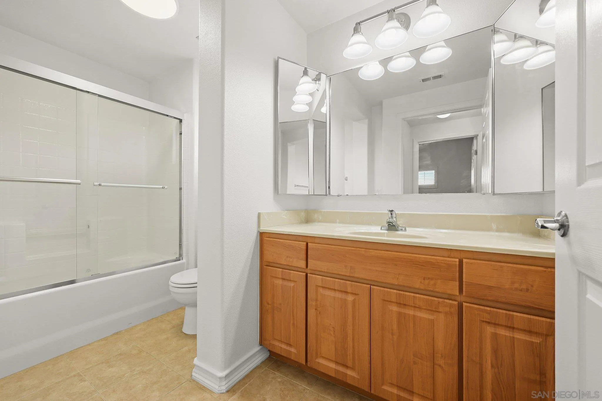 https://cdn.realtyfeed.com/cdn/127/260010878/2225ae080aa61fdb8c7e9dbad1ba59fe.webp