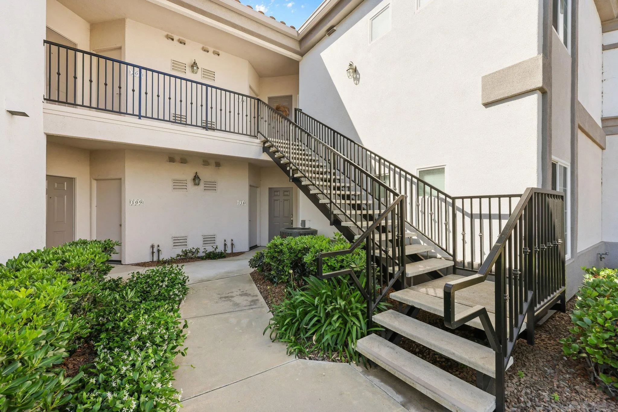 https://cdn.realtyfeed.com/cdn/127/260010878/5d6dc7d59993b9dd80d3e6f23c49c95e.webp