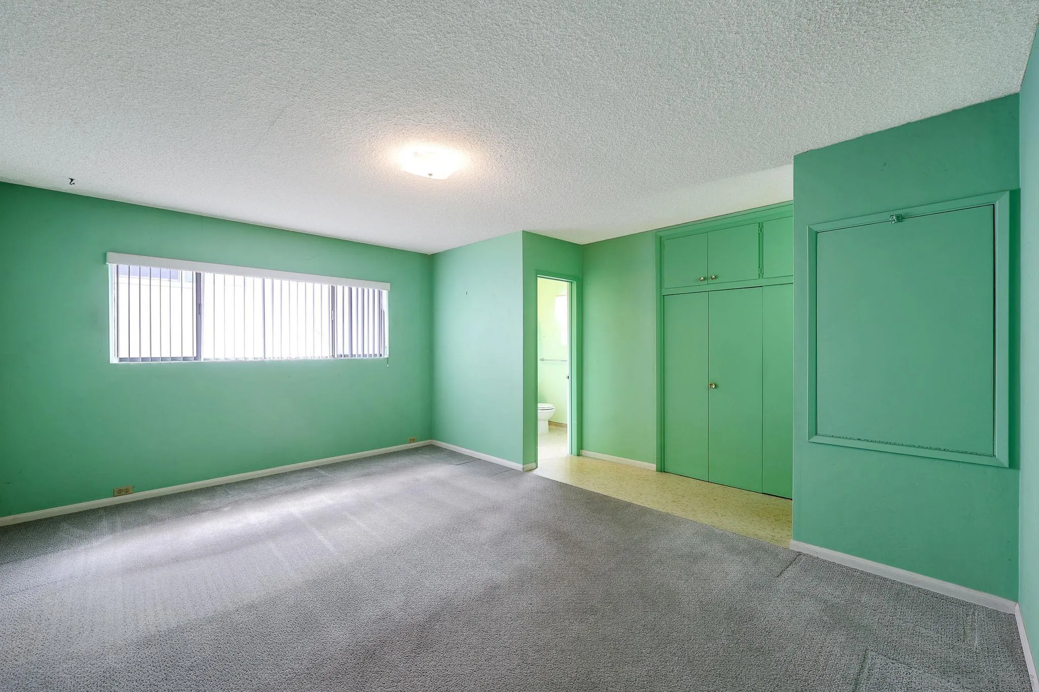 https://cdn.realtyfeed.com/cdn/127/260010881/11b6c16f34bd2280d557bd809daa2450.webp
