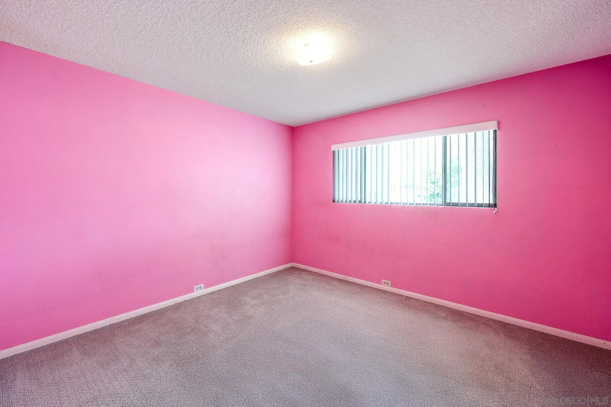 https://cdn.realtyfeed.com/cdn/127/260010881/251aa66dc858903e91f7bc60baaa5479.webp