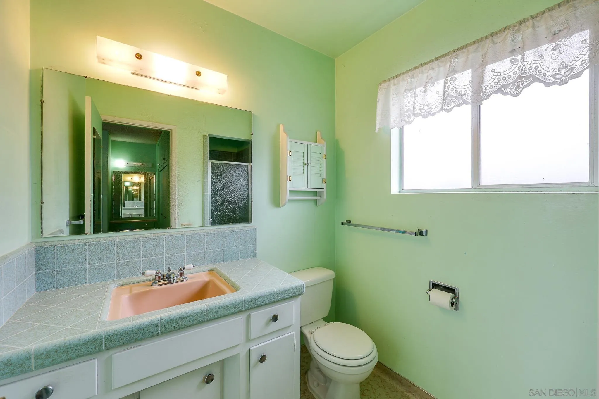 https://cdn.realtyfeed.com/cdn/127/260010881/7083be86d322ba95d73c99b0fa22b308.webp