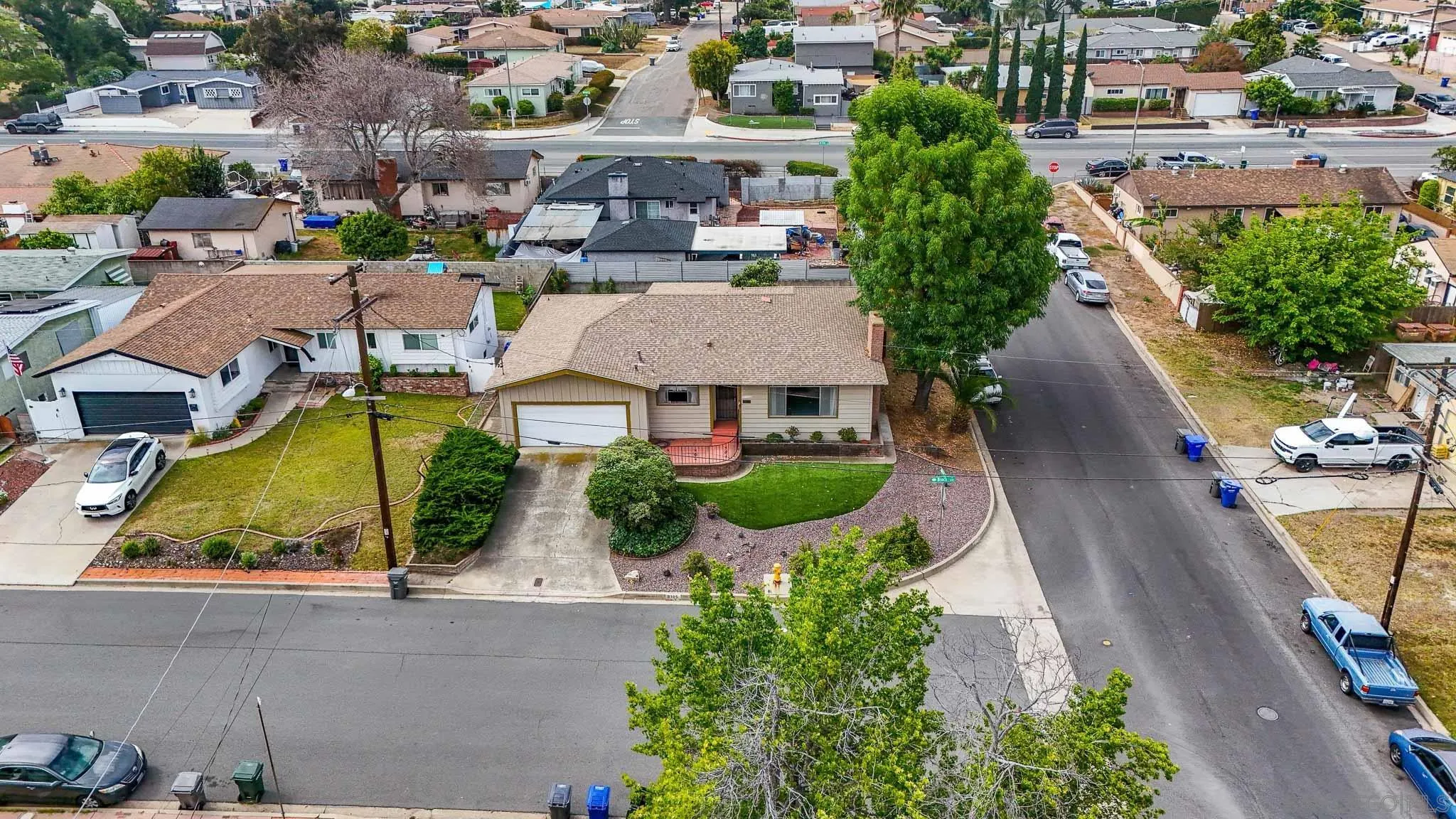 https://cdn.realtyfeed.com/cdn/127/260010881/d6b84a48c38548038cc8c7e3452af633.webp