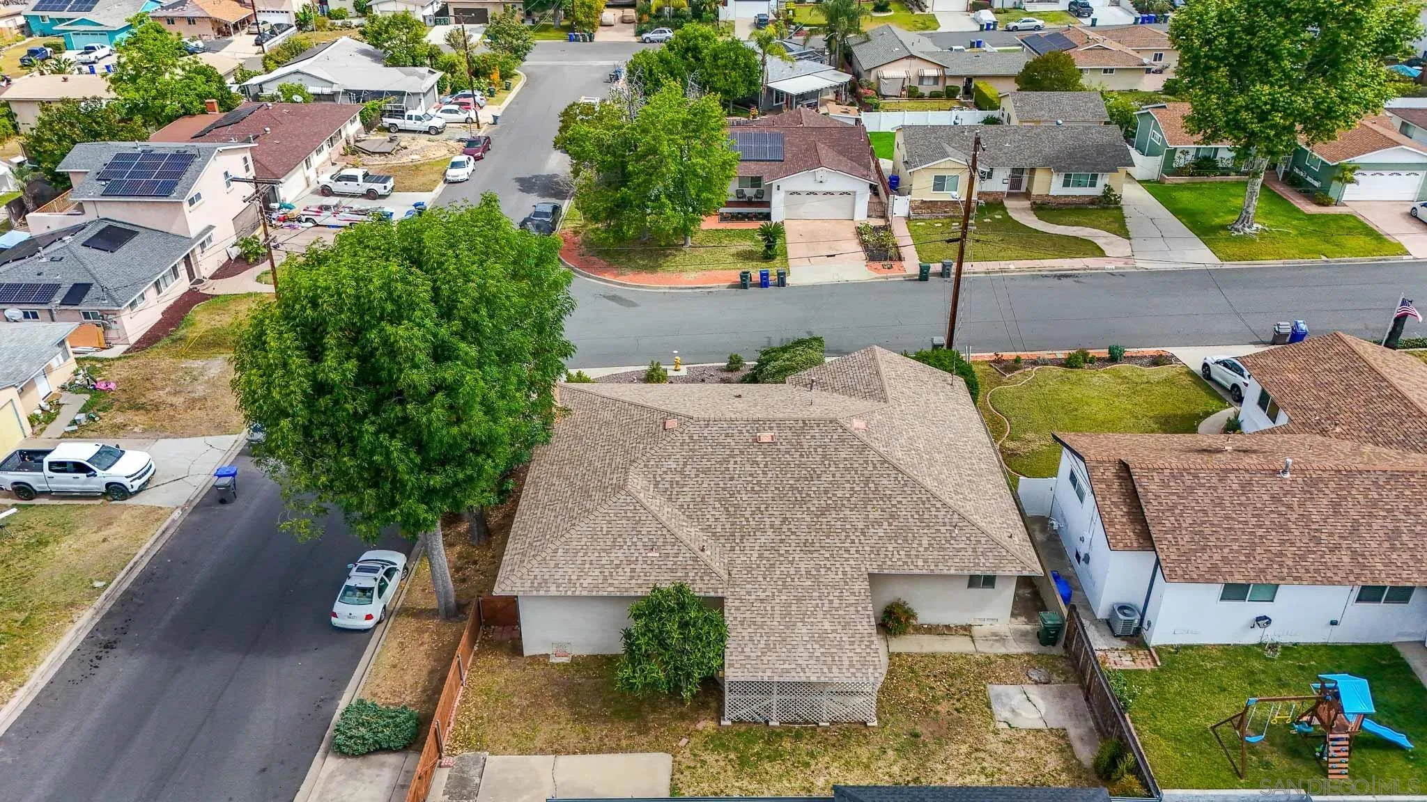https://cdn.realtyfeed.com/cdn/127/260010881/d7d1d89b5a5e2f75d241bdef79413814.webp