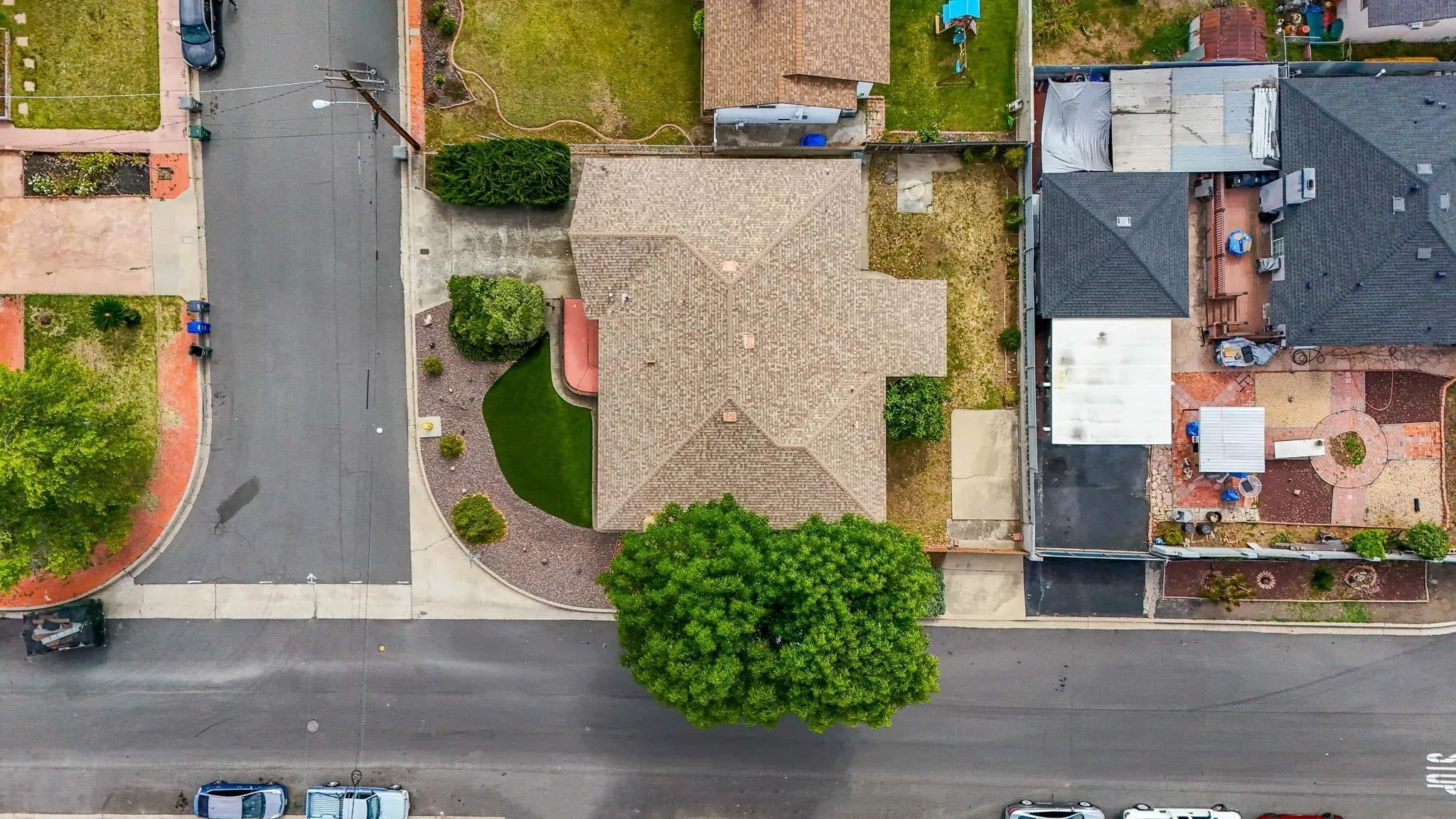https://cdn.realtyfeed.com/cdn/127/260010881/efc50542ebfb380bf885c4ca1f7a472f.webp