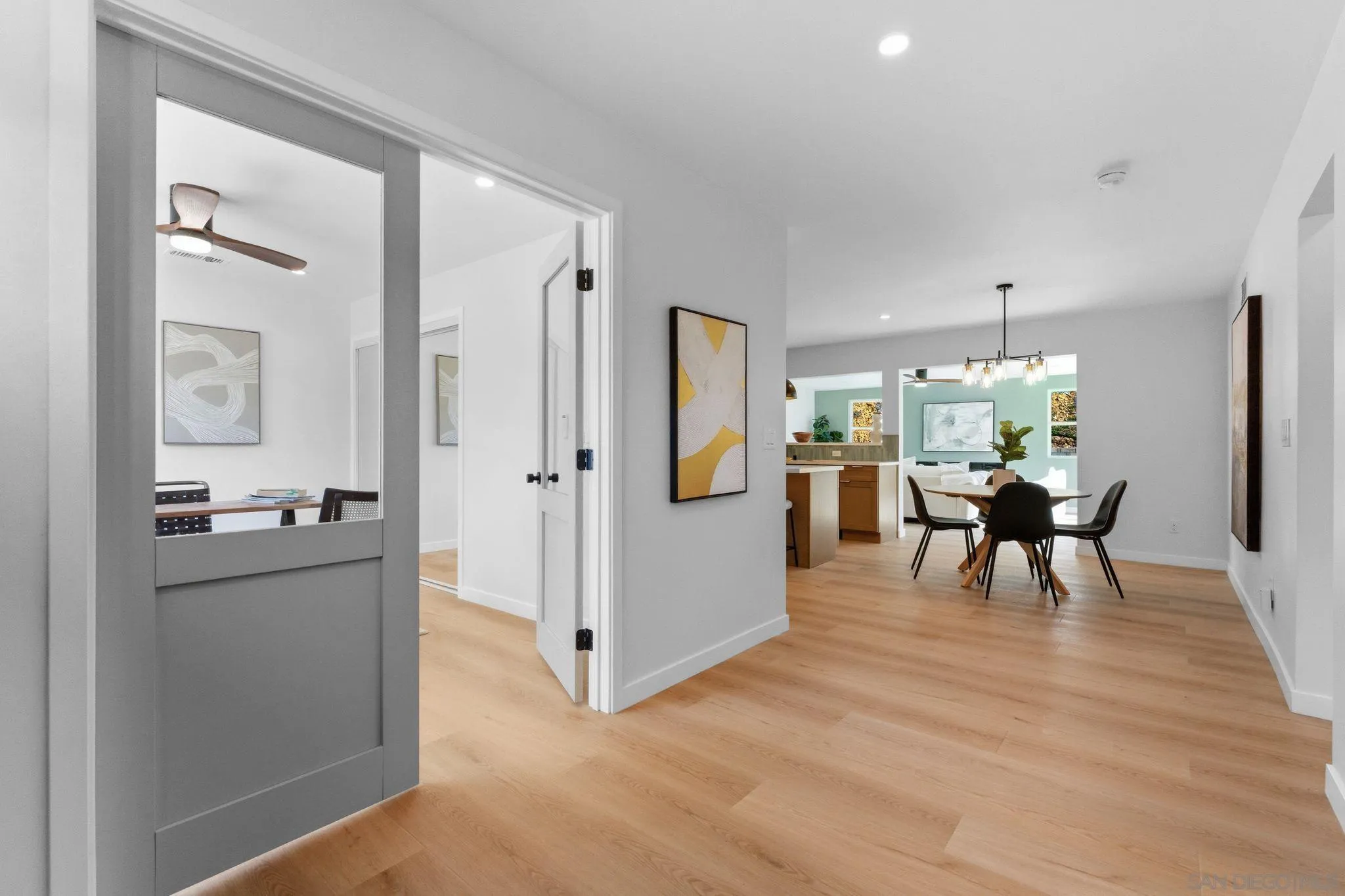 https://cdn.realtyfeed.com/cdn/127/260010884/fec12dfd445188aff7d43989cc8ec893.webp