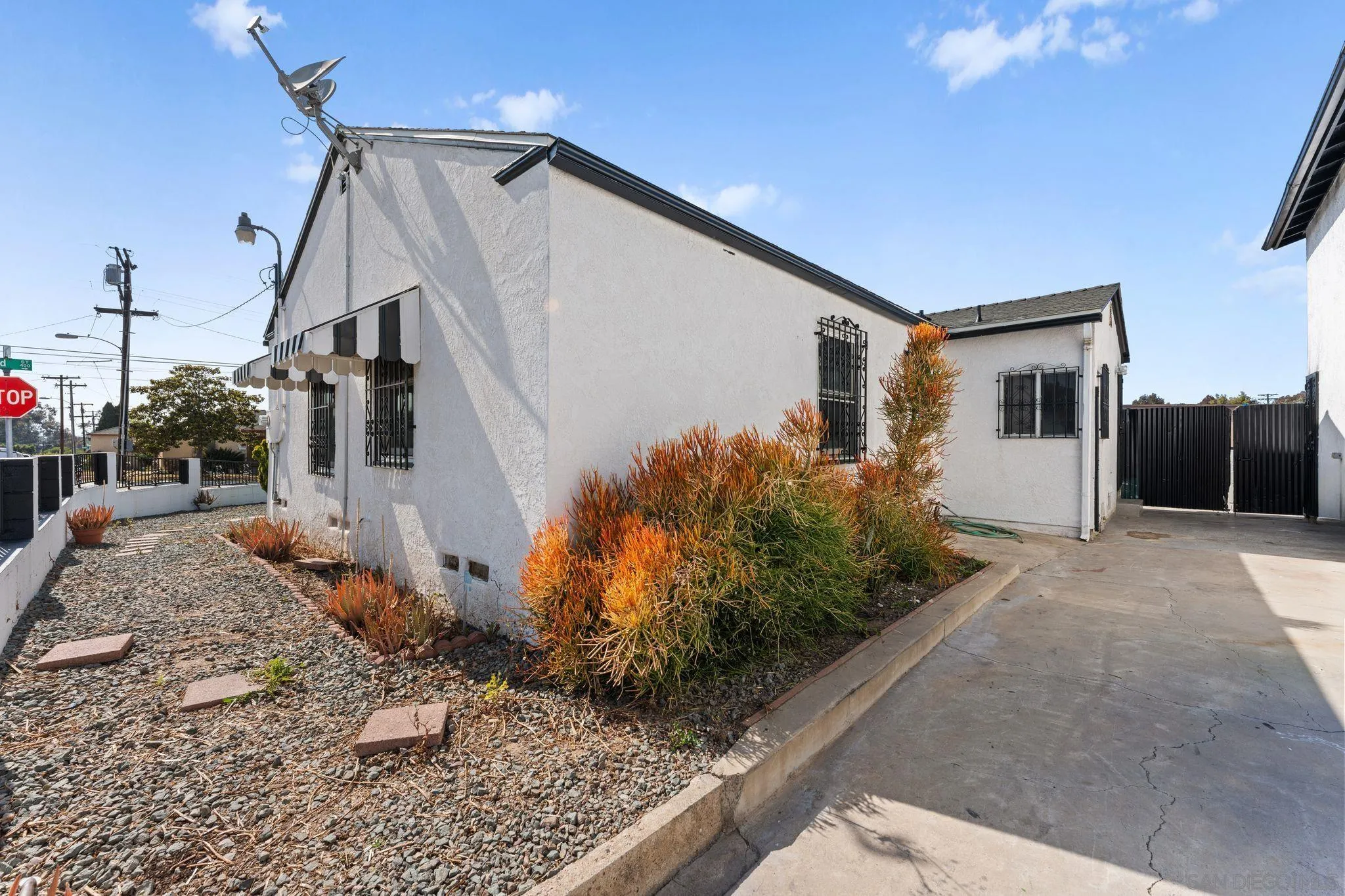 https://cdn.realtyfeed.com/cdn/127/260010886/31907be56ef7ed8f1279482672521405.webp
