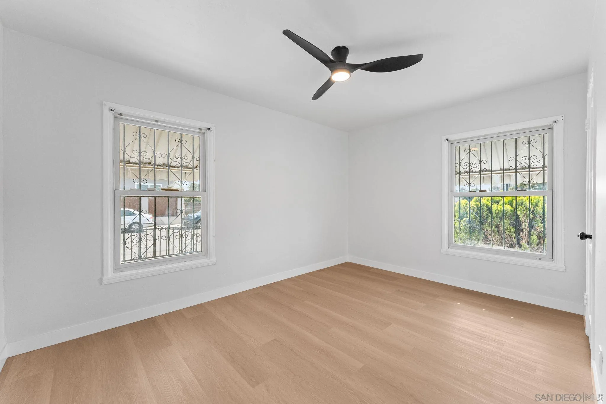 https://cdn.realtyfeed.com/cdn/127/260010886/4aa75573d94becba233354535a6afacc.webp