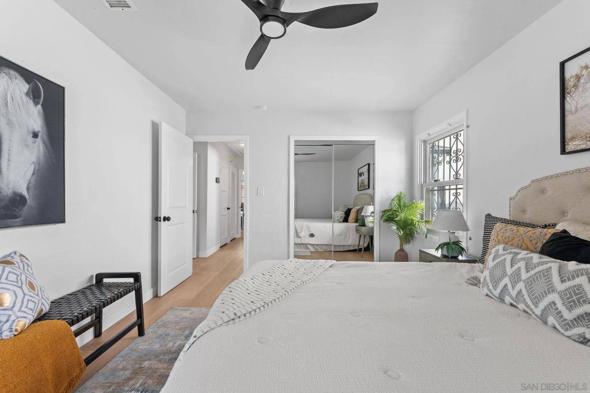 https://cdn.realtyfeed.com/cdn/127/260010886/ee4cfa37a4128e65caa71413f38c8a4e.webp