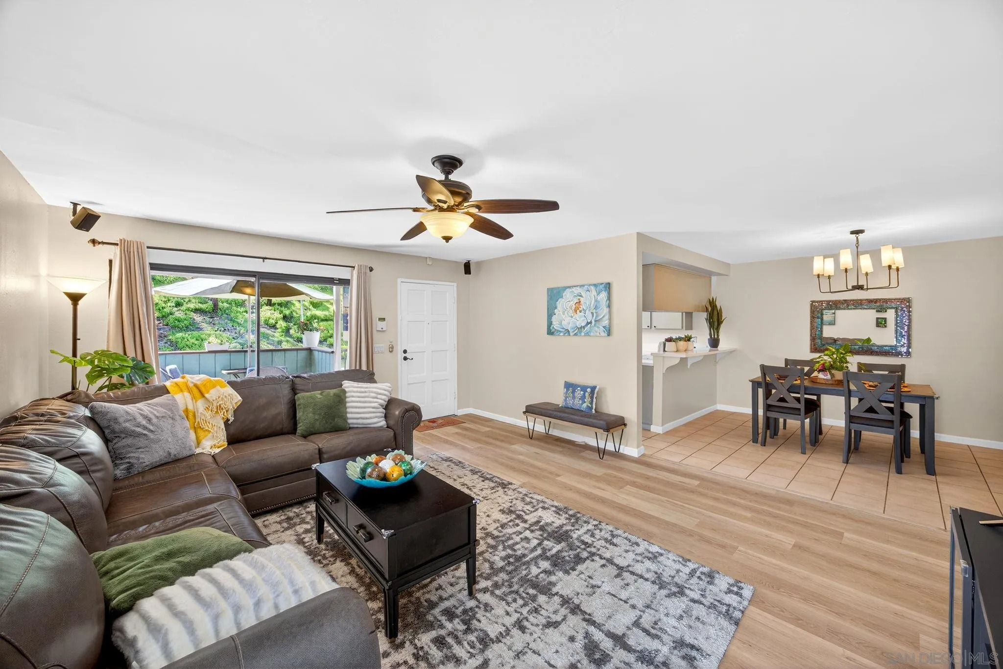 https://cdn.realtyfeed.com/cdn/127/260010888/1c6337c5bf4661e2a29e38efb46a658b.webp