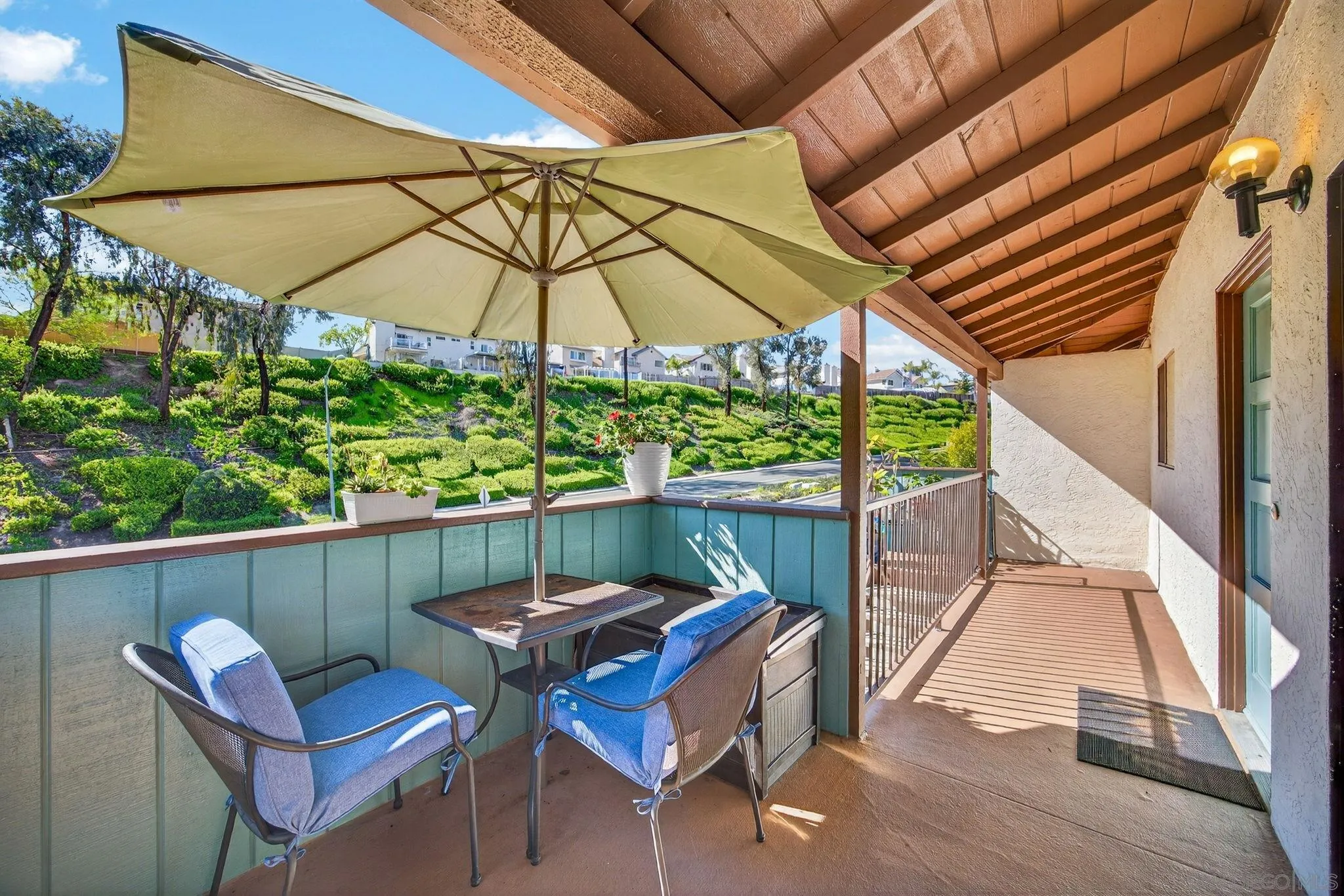 https://cdn.realtyfeed.com/cdn/127/260010888/69c6ccfcd20d09e45ee8efab1079ded0.webp