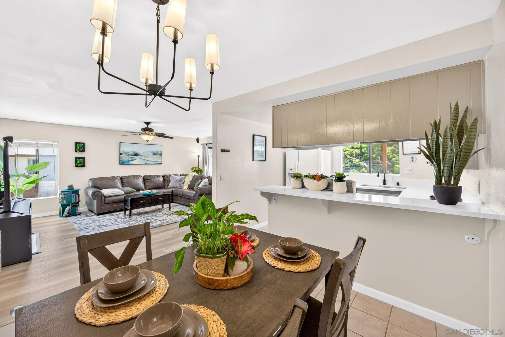 https://cdn.realtyfeed.com/cdn/127/260010888/8df4898c225209ab363a0e1416e959ce.webp