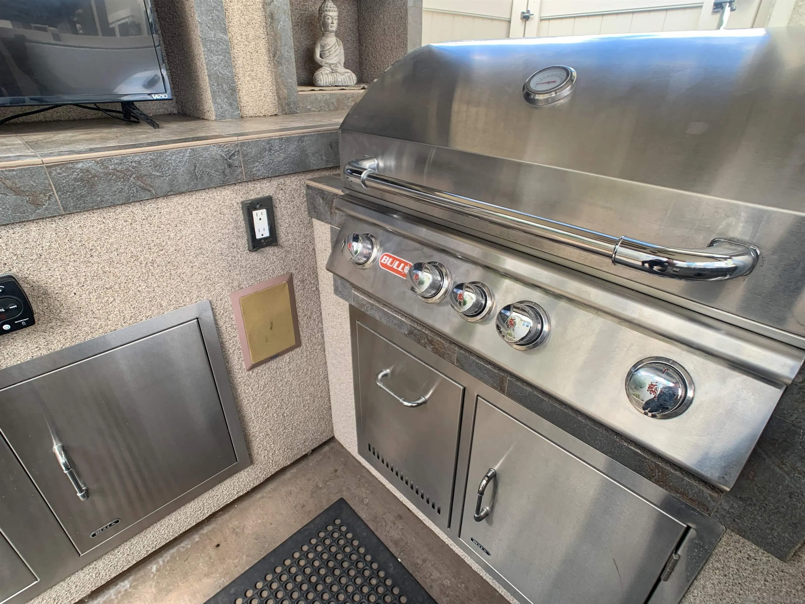 https://cdn.realtyfeed.com/cdn/127/260010893/61d2021dc3cf3b734572dab3cb0ed45c.webp