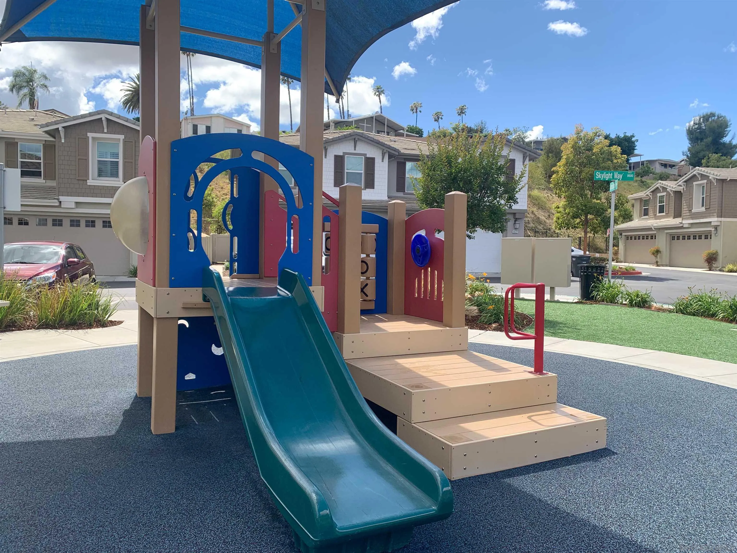 https://cdn.realtyfeed.com/cdn/127/260010893/b8f1ba724a8bded824d5ea80b273fe64.webp