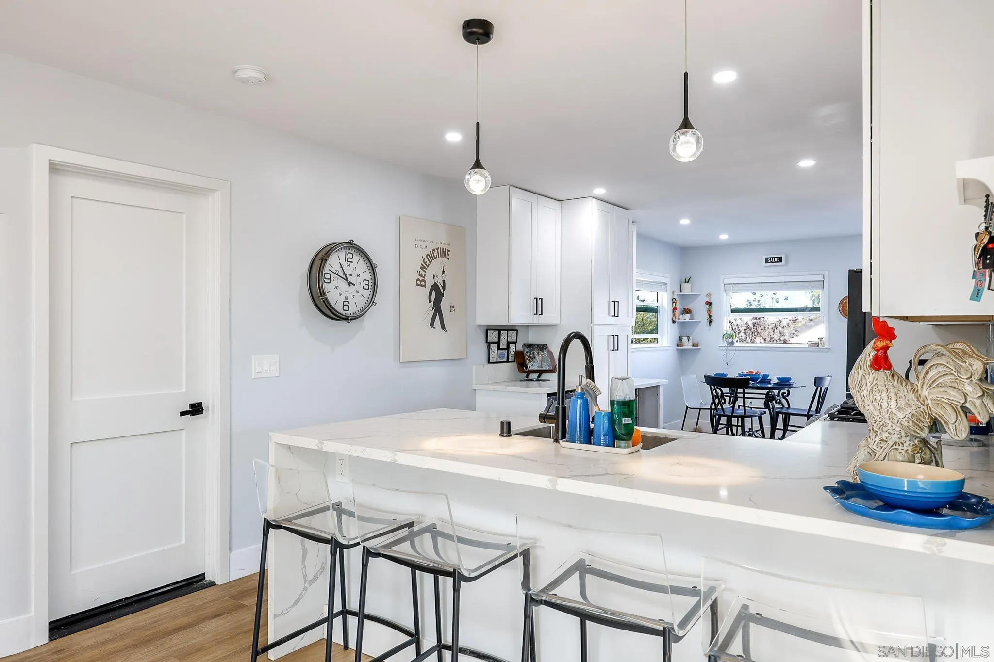 https://cdn.realtyfeed.com/cdn/127/260010895/a463cfa42442a753e32e9f0db9902088.webp
