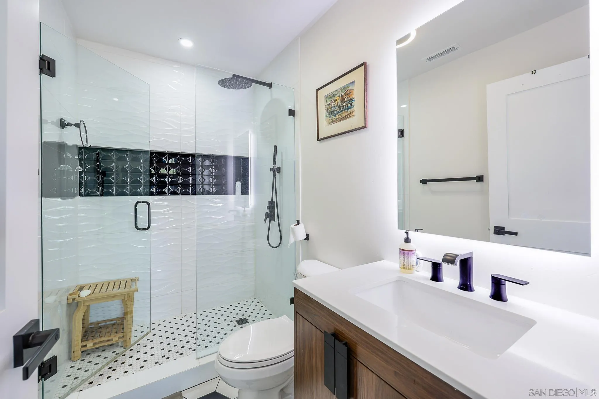https://cdn.realtyfeed.com/cdn/127/260010895/f6be3179039a9fc12bb588ee838f55f1.webp