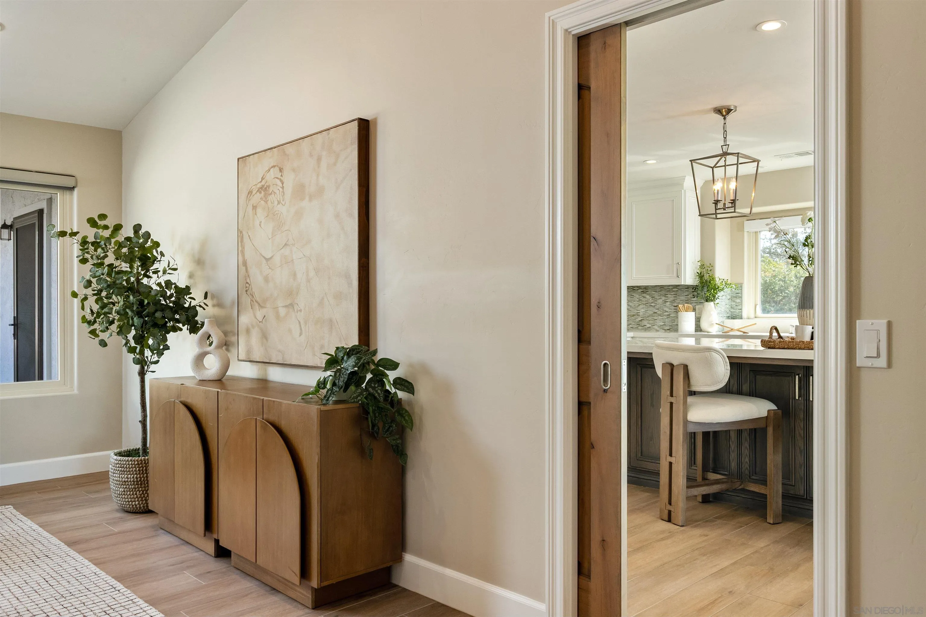 https://cdn.realtyfeed.com/cdn/127/260010896/3f816e13693e6edf8955b2503d3dfa95.webp
