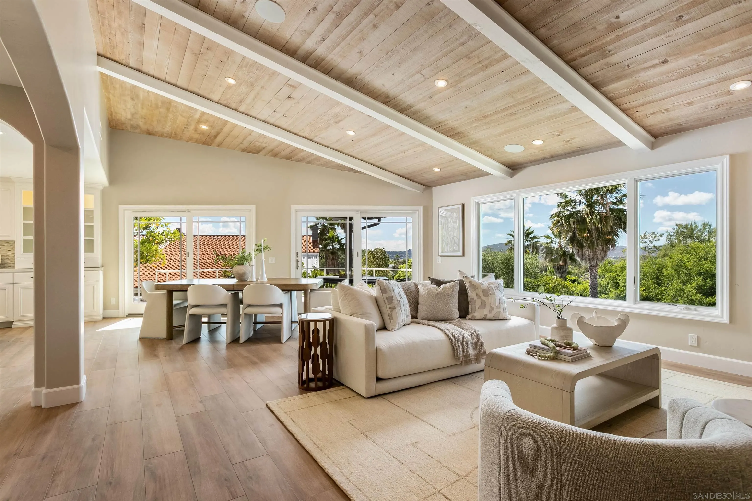 https://cdn.realtyfeed.com/cdn/127/260010896/b433de843a5258f8d1a622f7cac8320b.webp